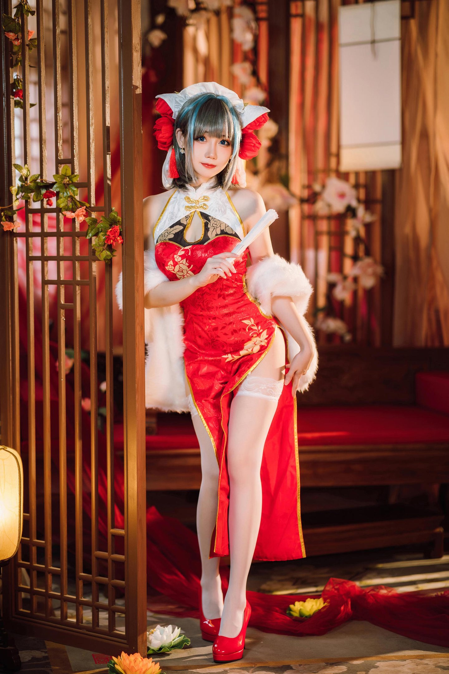 [cosplay] 焖焖碳 - cos 柴郡：真人写实碧蓝航线猫娘 银发猫耳撕裂旗袍巨乳白丝开档 极致诱惑堕落无修正 29P