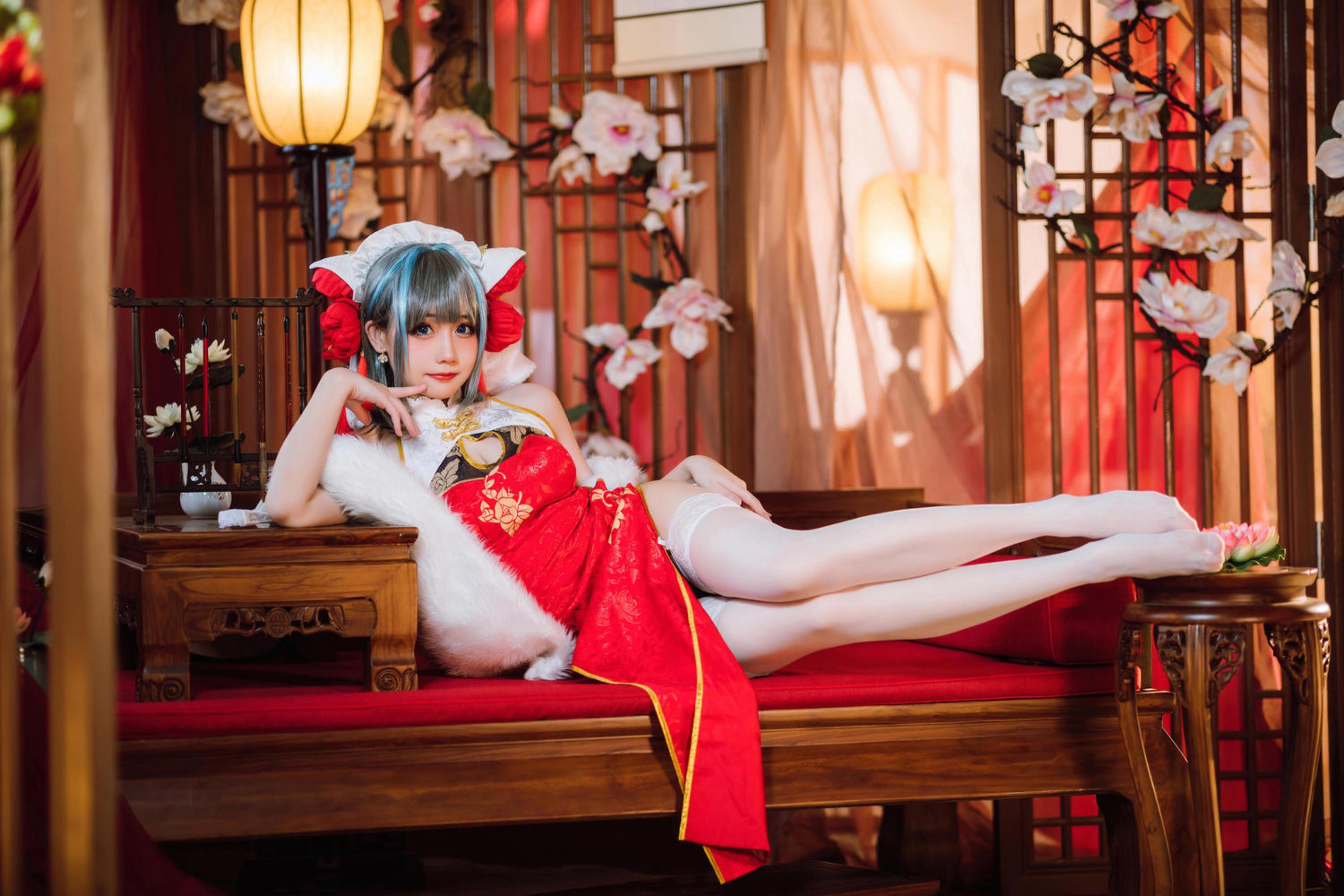 [cosplay] 焖焖碳 - cos 柴郡：真人写实碧蓝航线猫娘 银发猫耳撕裂旗袍巨乳白丝开档 极致诱惑堕落无修正 29P