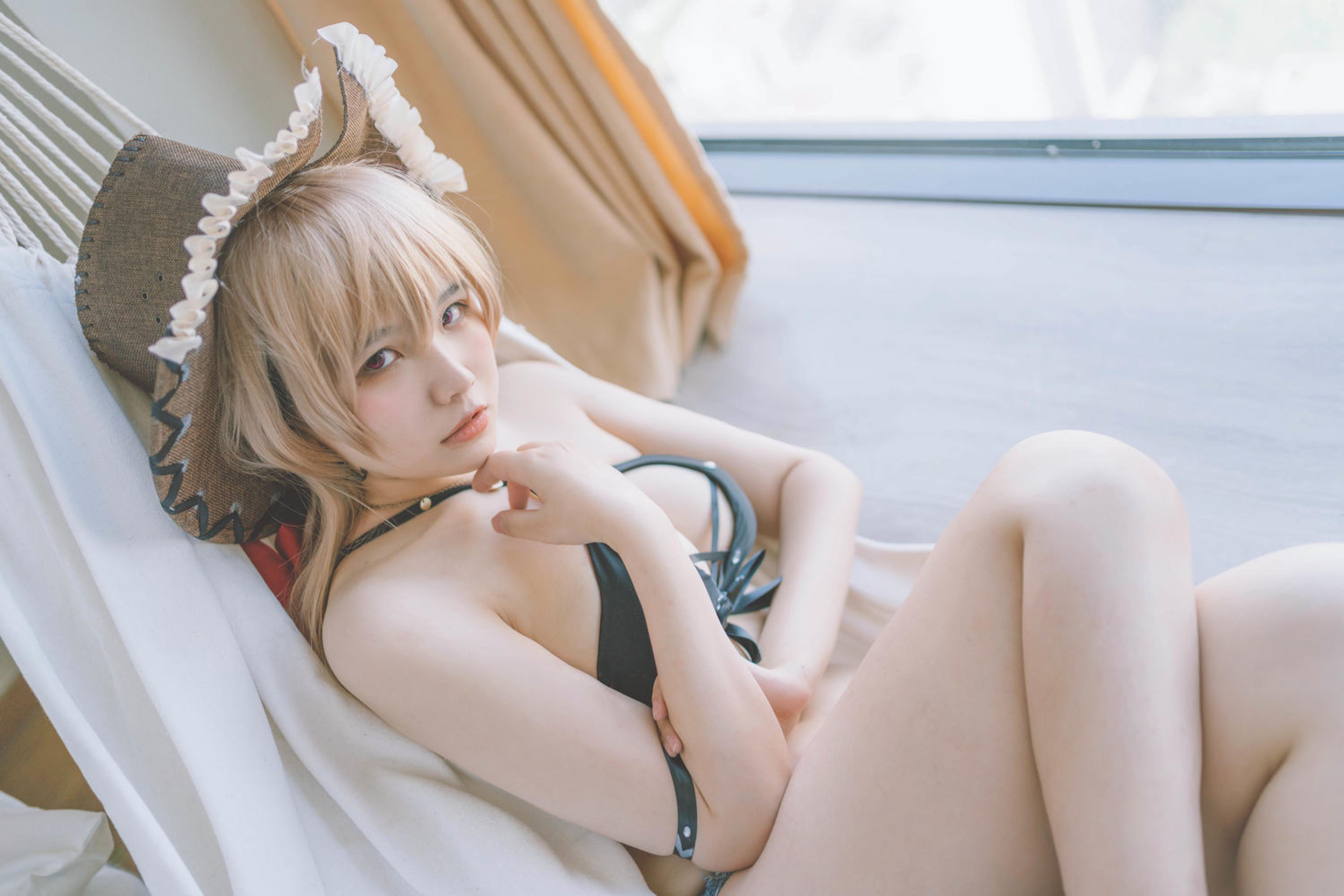 [cosplay] 阿半今天很开心 - cos 让·巴尔：真人写实碧蓝航线海盗泳装 黑发撕裂比基尼巨乳湿身开档 极致诱惑无修正 20P