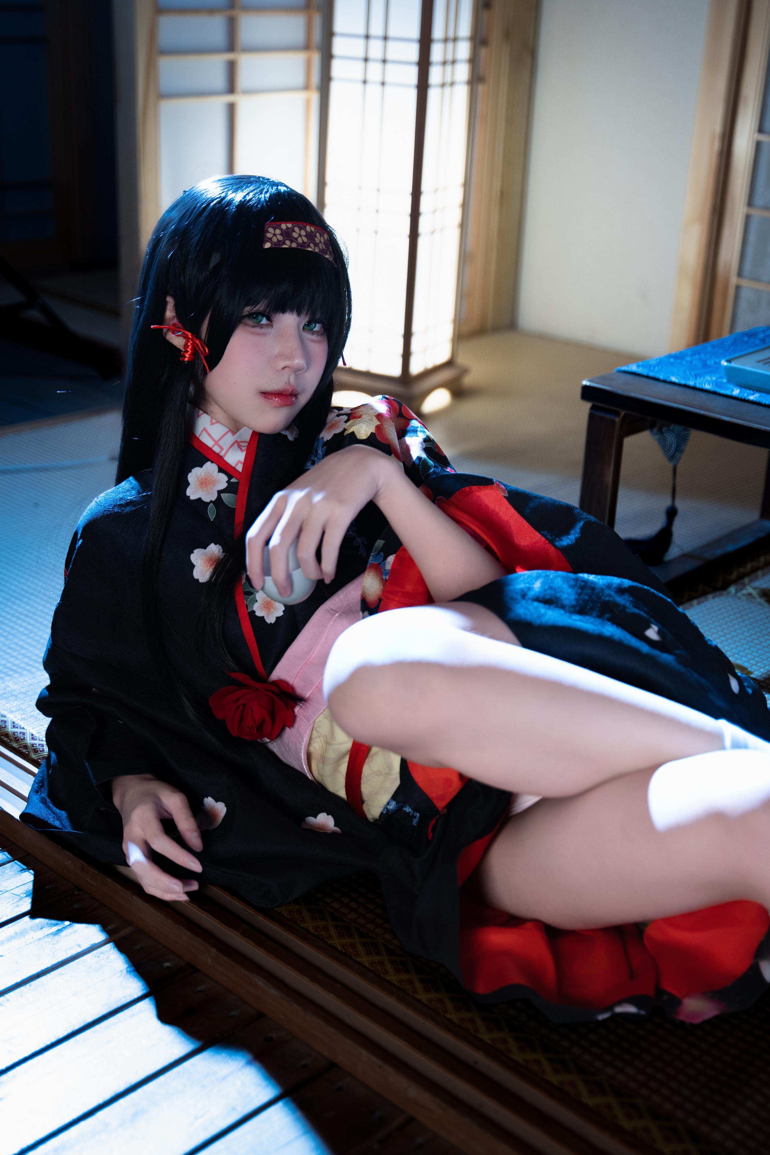 [cosplay] 清水凪 - [真人写实] cos 莲华：白发兽耳猫娘御姐 巨乳黑丝开档湿身透视 62P