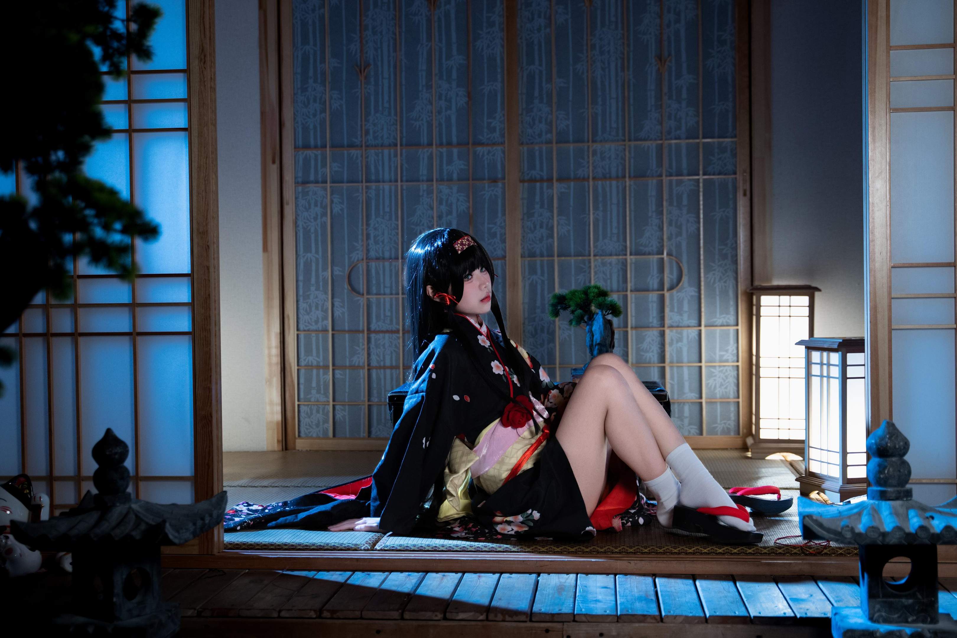 [cosplay] 清水凪 - [真人写实] cos 莲华：白发兽耳猫娘御姐 巨乳黑丝开档湿身透视 62P