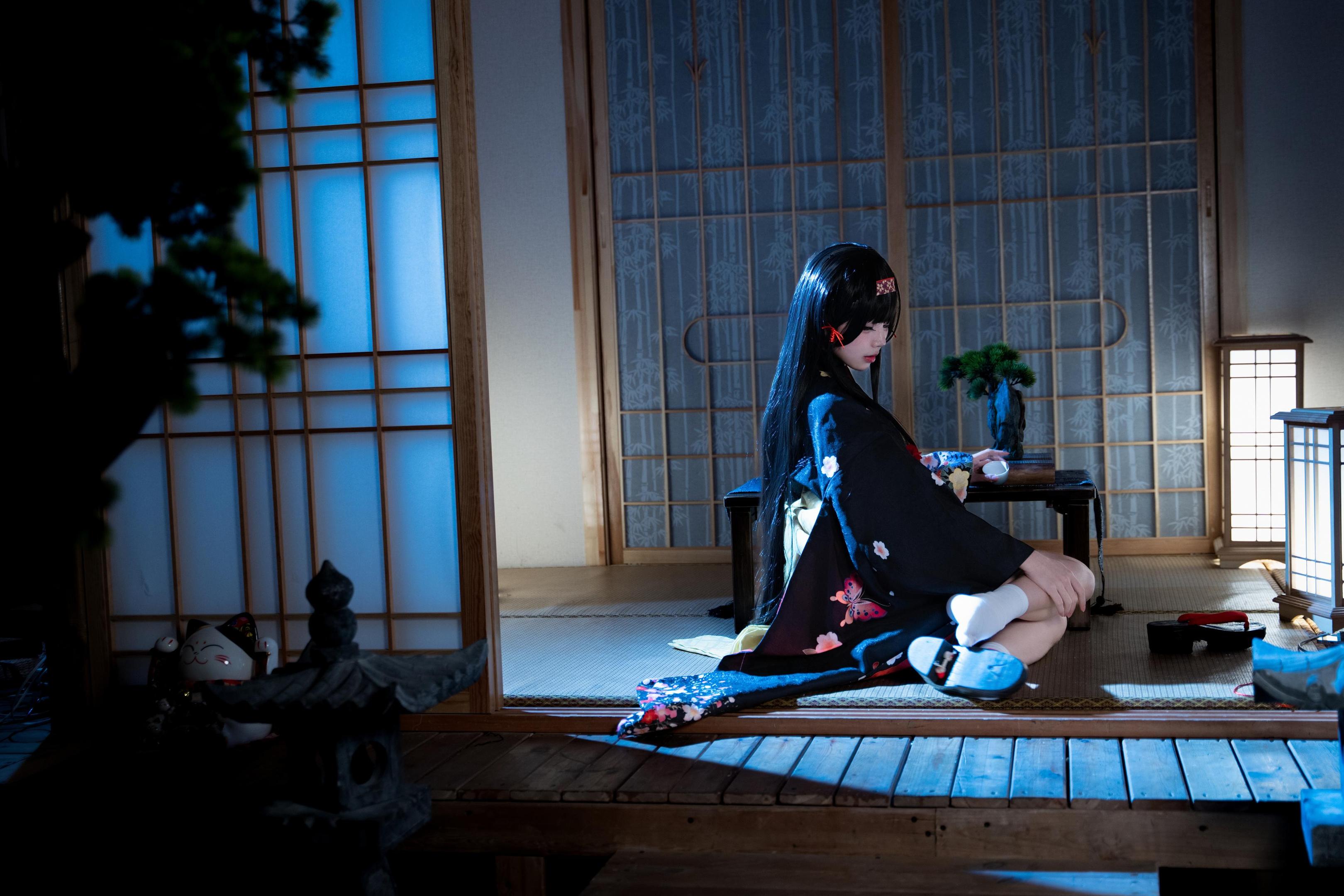 [cosplay] 清水凪 - [真人写实] cos 莲华：白发兽耳猫娘御姐 巨乳黑丝开档湿身透视 62P