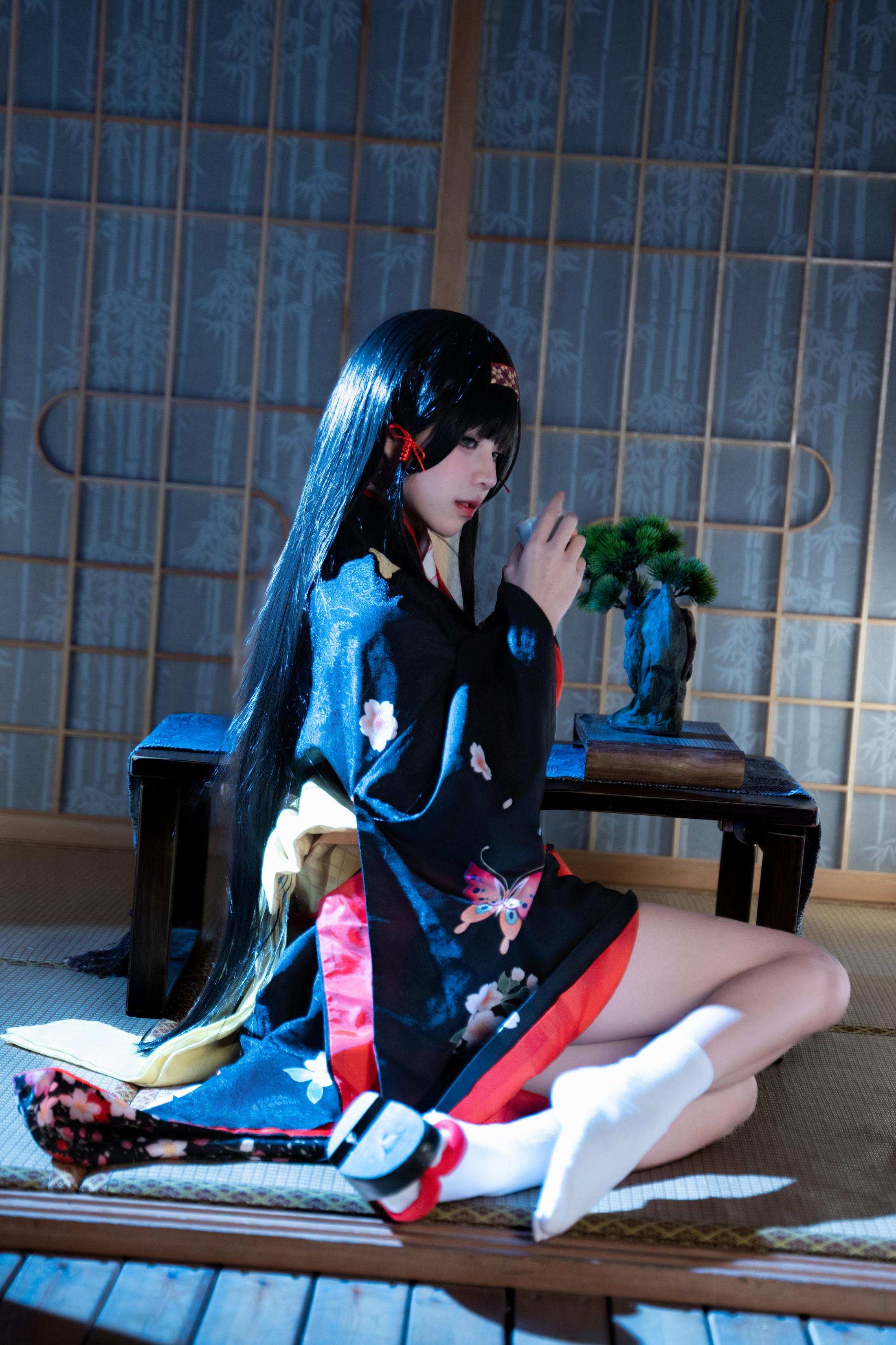 [cosplay] 清水凪 - [真人写实] cos 莲华：白发兽耳猫娘御姐 巨乳黑丝开档湿身透视 62P
