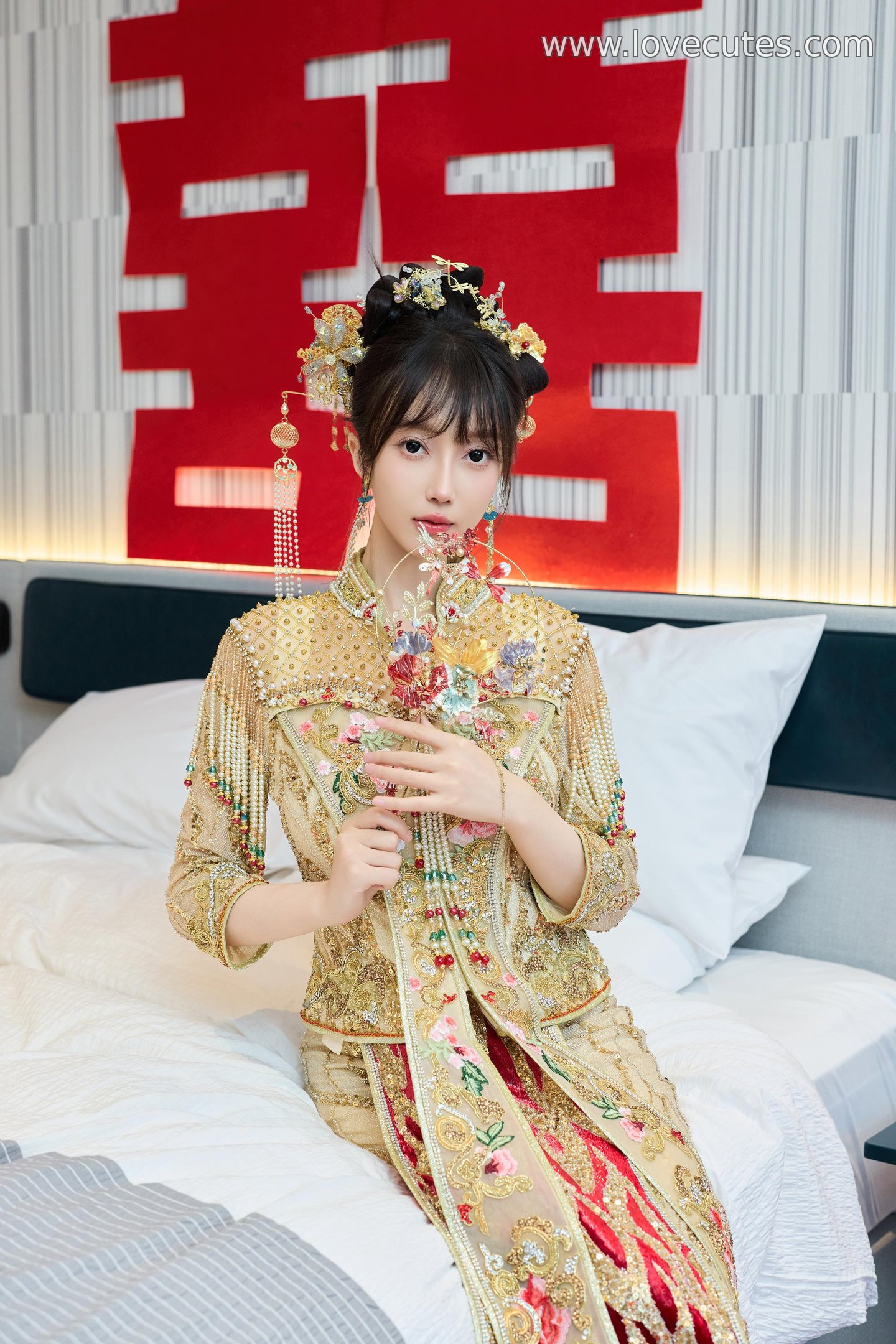 사진] 玥儿玥er - 수인망 섹시한 수화복 테마 화보: 중식 신부 드레스와 부드러운 몸매의 조화로 전통과 섹시함이 공존하는 동양의 매력 84P