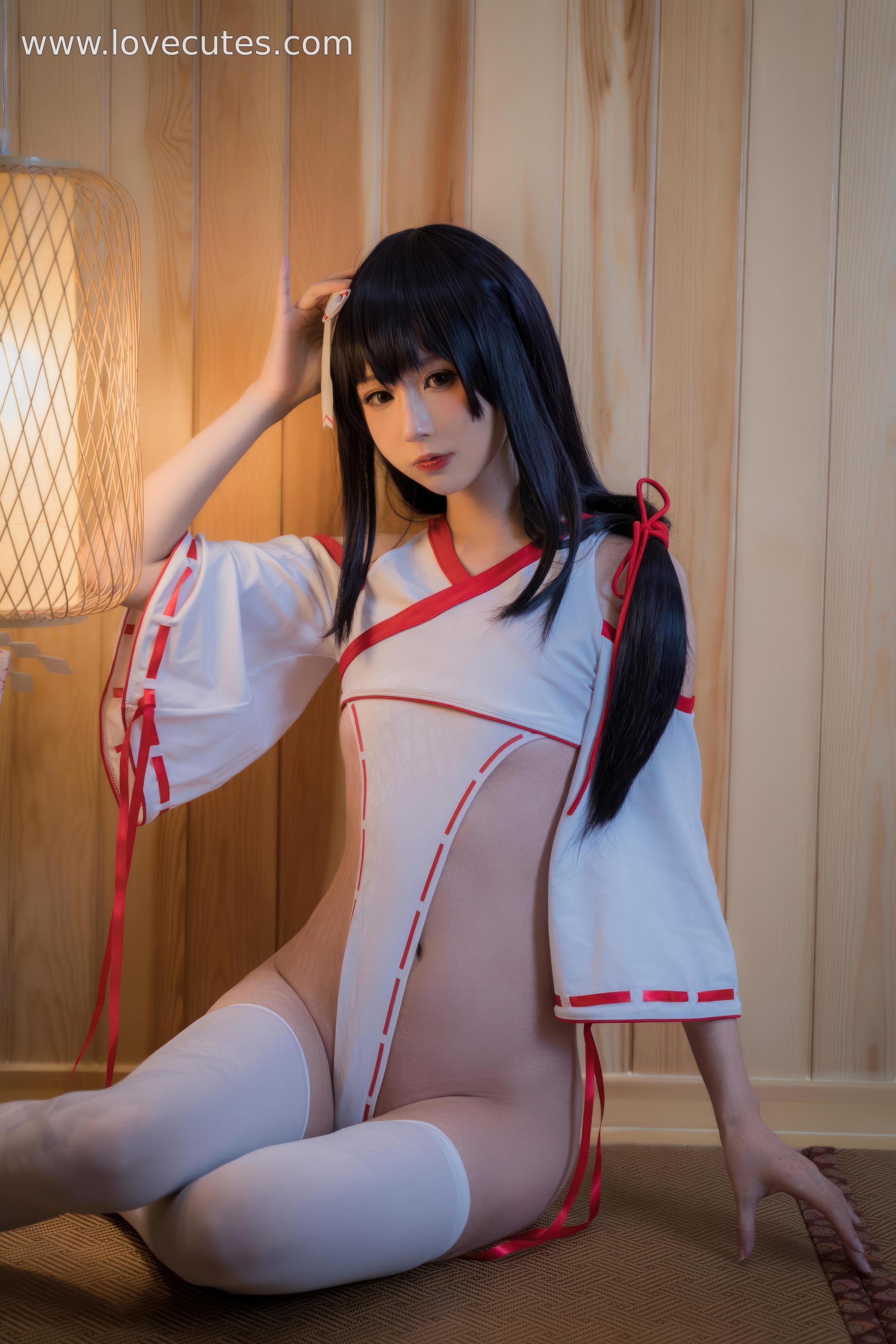 [cosplay] 西园寺南歌 - 妈妈子巫女主题COS：日系巫女造型还原 妈妈子角色的温柔与神秘感并存 30P