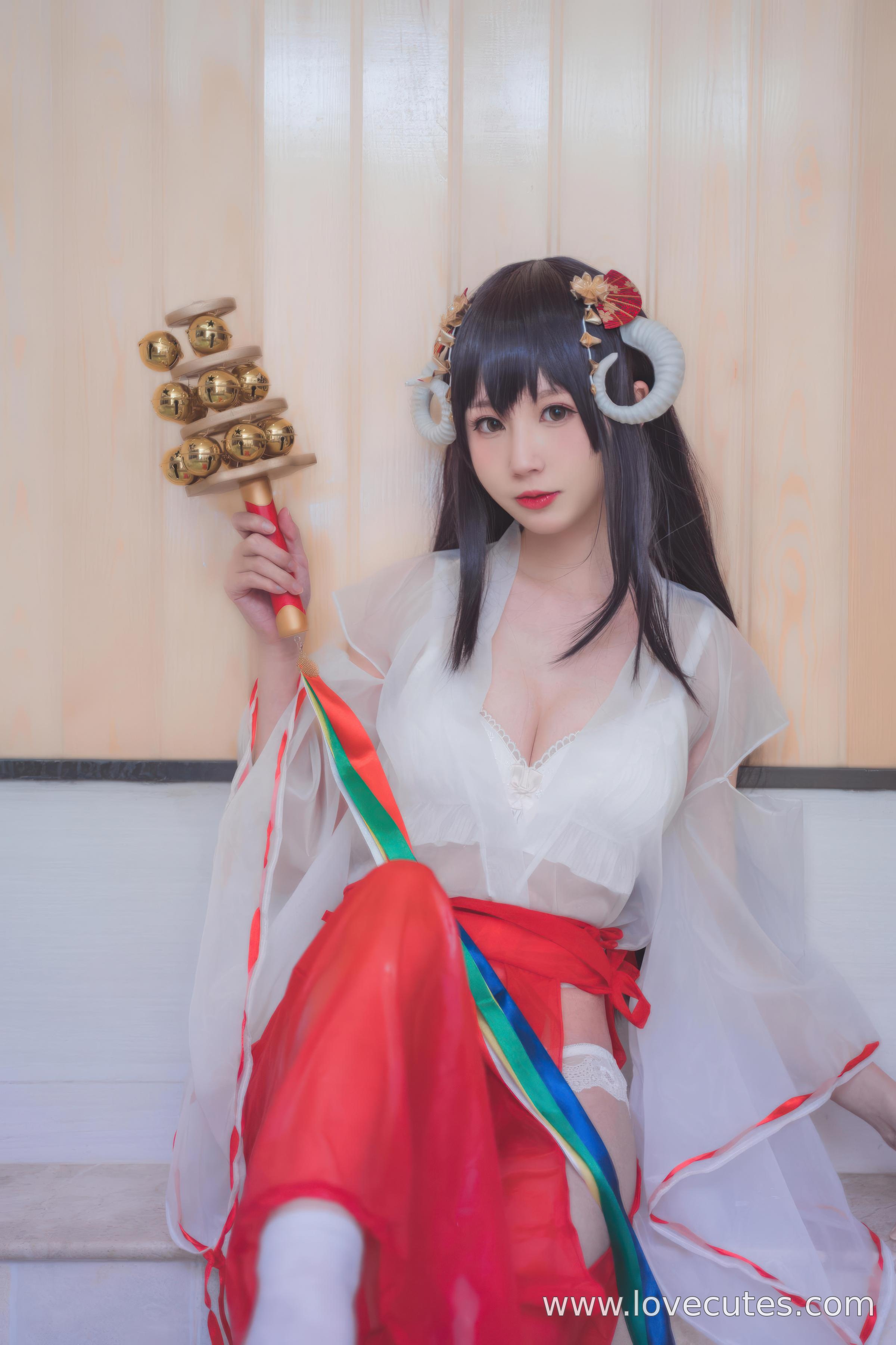 [cosplay] 西园寺南歌 - 透明巫女主题COS：轻薄巫女装与通透材质结合 在日系神社风格中呈现柔美与神秘并存的视觉效果 30P