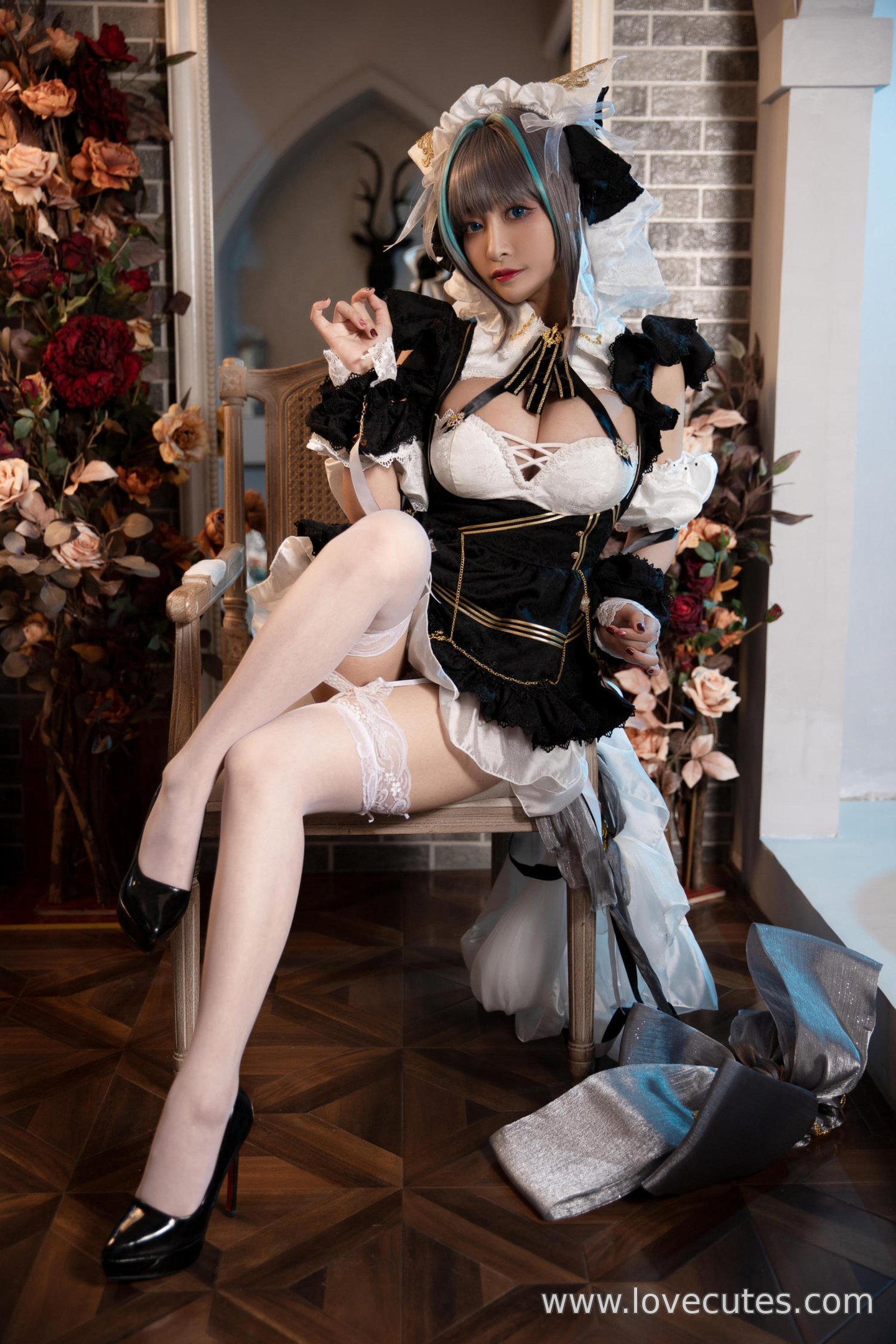 [cosplay] 洛璃 LoLiSAMA - cos 柴郡：真人写实碧蓝航线猫娘兽耳 撕裂服装白丝巨乳翘臀开档 极致诱惑无修正 67P