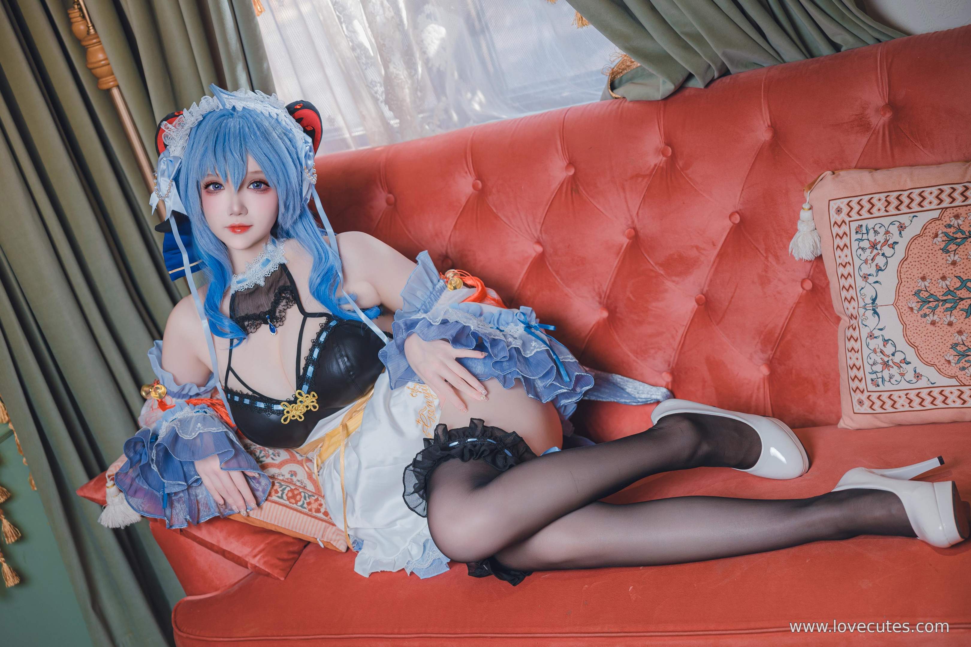 [cosplay] 雪晴Astra - 甘雨女仆：黑丝女仆造型的角色还原 温柔与性感并存的私房风格呈现 31P1V