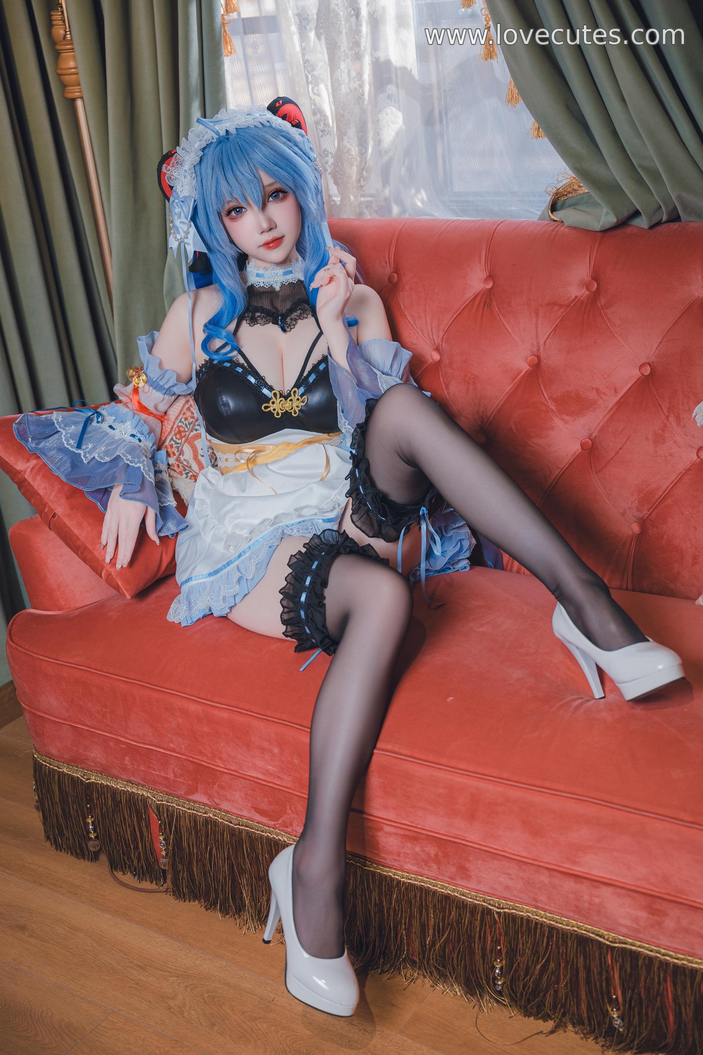 [cosplay] 雪晴Astra - 甘雨女仆：黑丝女仆造型的角色还原 温柔与性感并存的私房风格呈现 31P1V