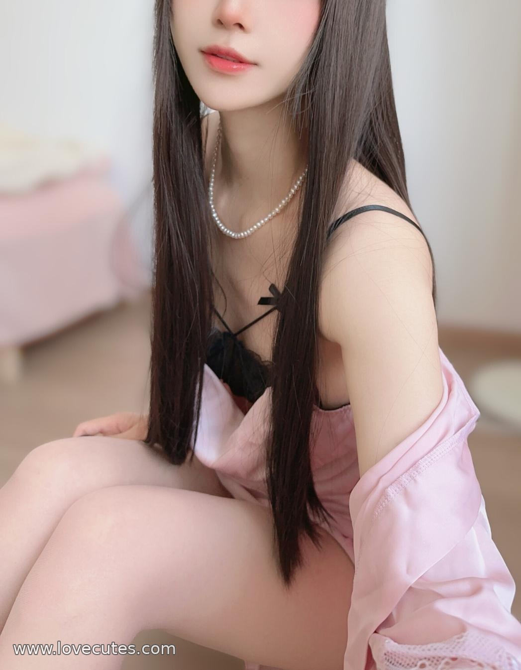 布丁大法 - 小蛋糕：リアルな甘美少女のセクシーなストッキング美脚透視開き下着の極致レッグクローズアップ誘惑無修正 22P2V