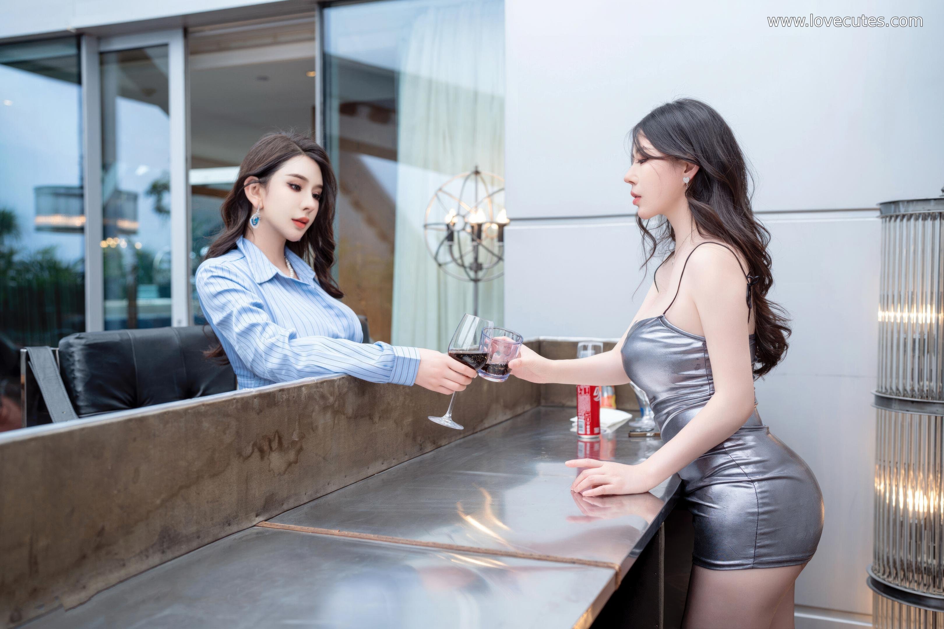 '[Mẫu] LiLiSha & BaiRuXue - Chủ đề tiệc đôi: Không khí tiệc trên giường với kiểu dáng tất cao gót, tương tác đôi và tôn vinh đường cong 88P'