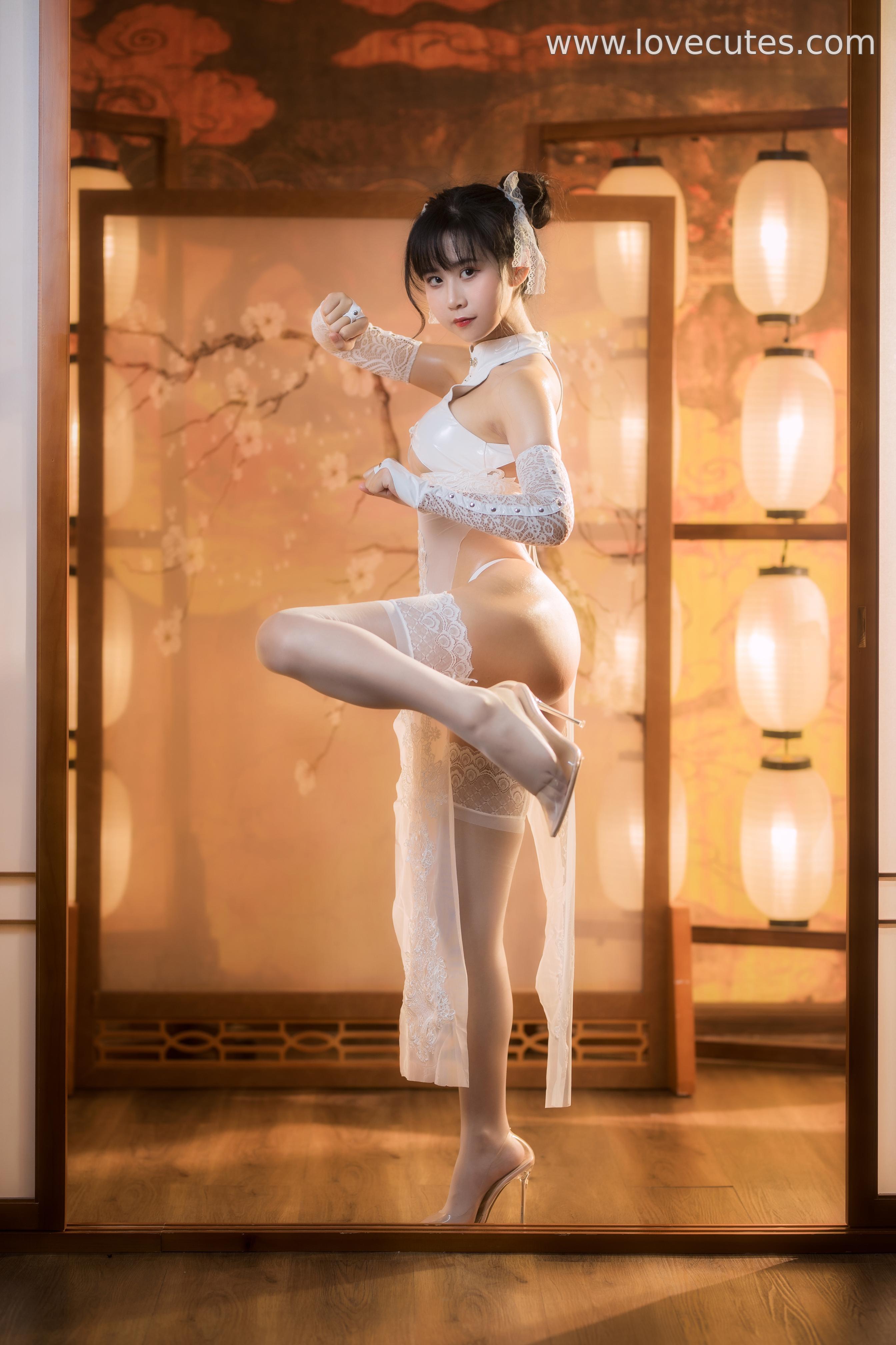 Cosplay] Mengyao0 - Miyan: An Original Look of High Heels and Lace Stockings, Cold and Sexy Expression in a Smoky Atmosphere 30P