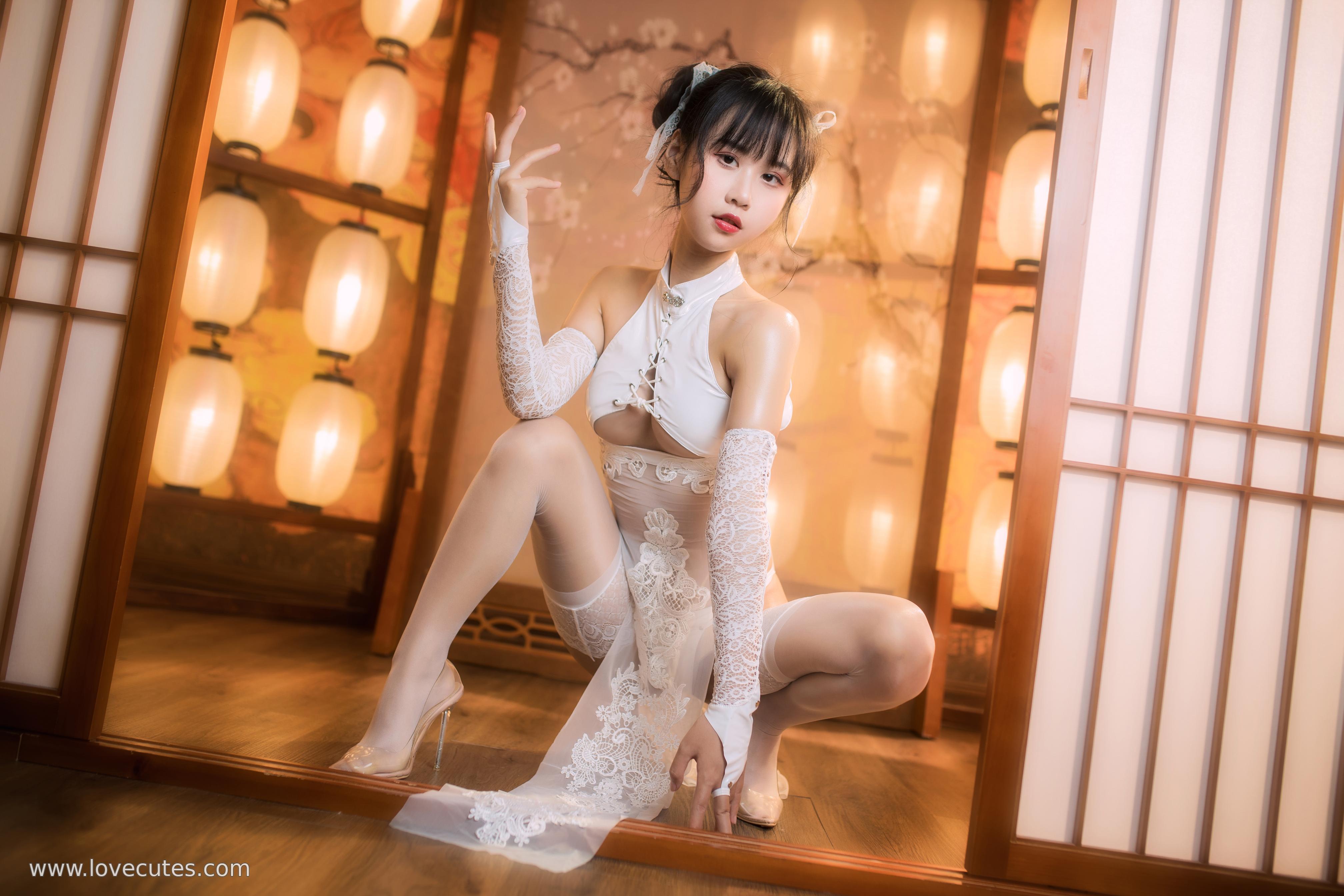Cosplay] Mengyao0 - Miyan: An Original Look of High Heels and Lace Stockings, Cold and Sexy Expression in a Smoky Atmosphere 30P