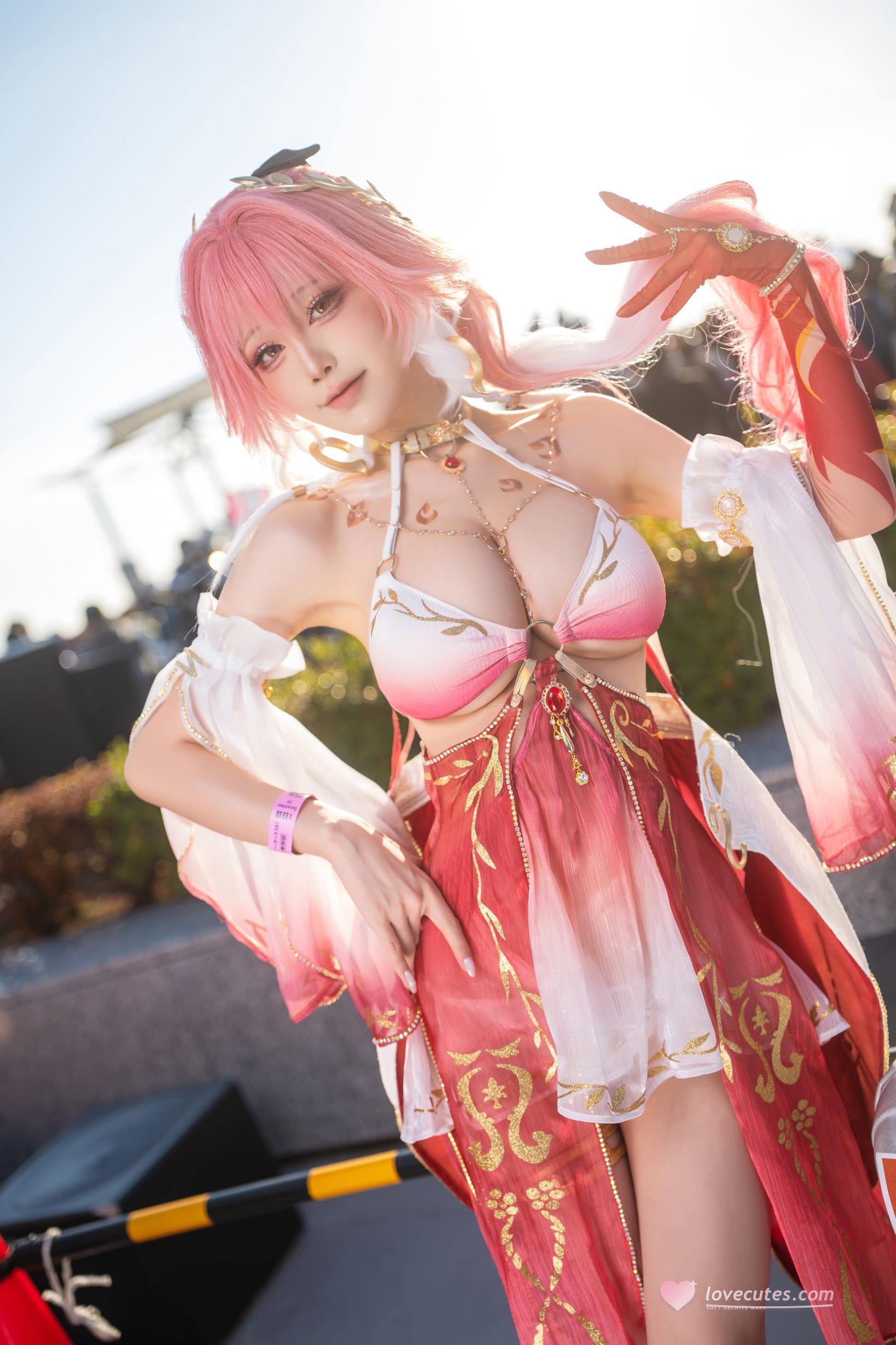 [cosplay] 水淼Aqua - 鸣潮长离C107场照：展会实拍氛围很有现场感 角色气场在线 29P