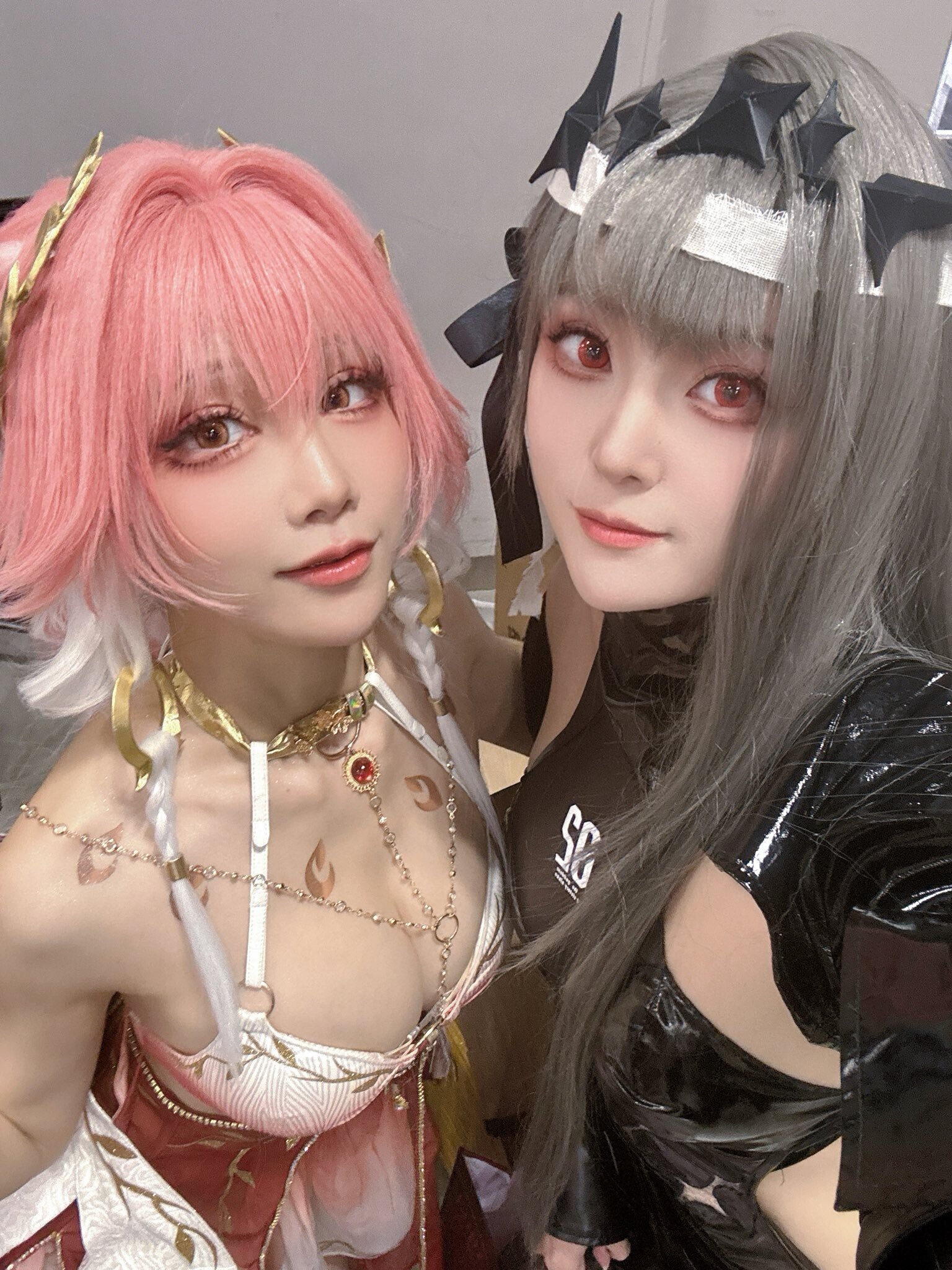[cosplay] 水淼Aqua - 鸣潮长离C107场照：展会实拍氛围很有现场感 角色气场在线 29P