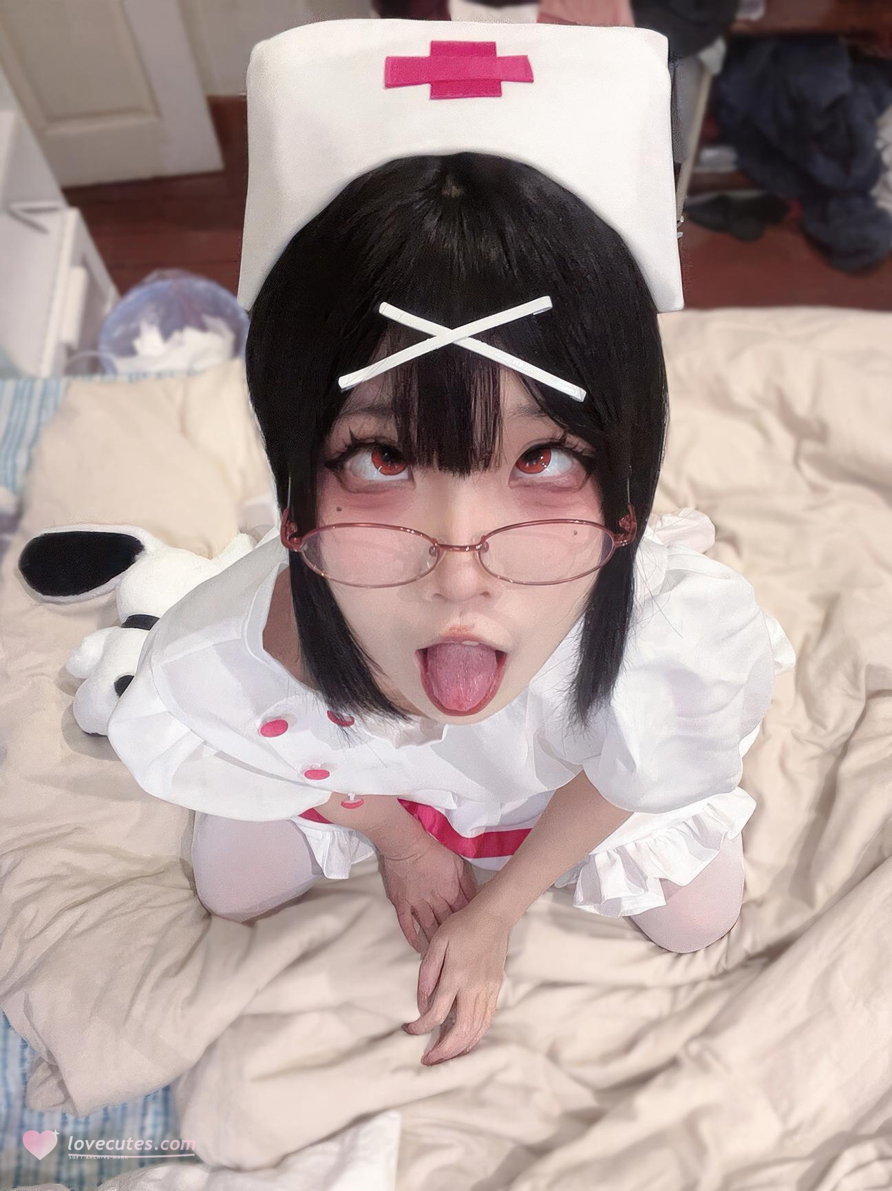 [cosplay] 清水凪 - 夜勤小护士：白丝眼镜护士造型 夜班氛围感下的清纯制服风 31P