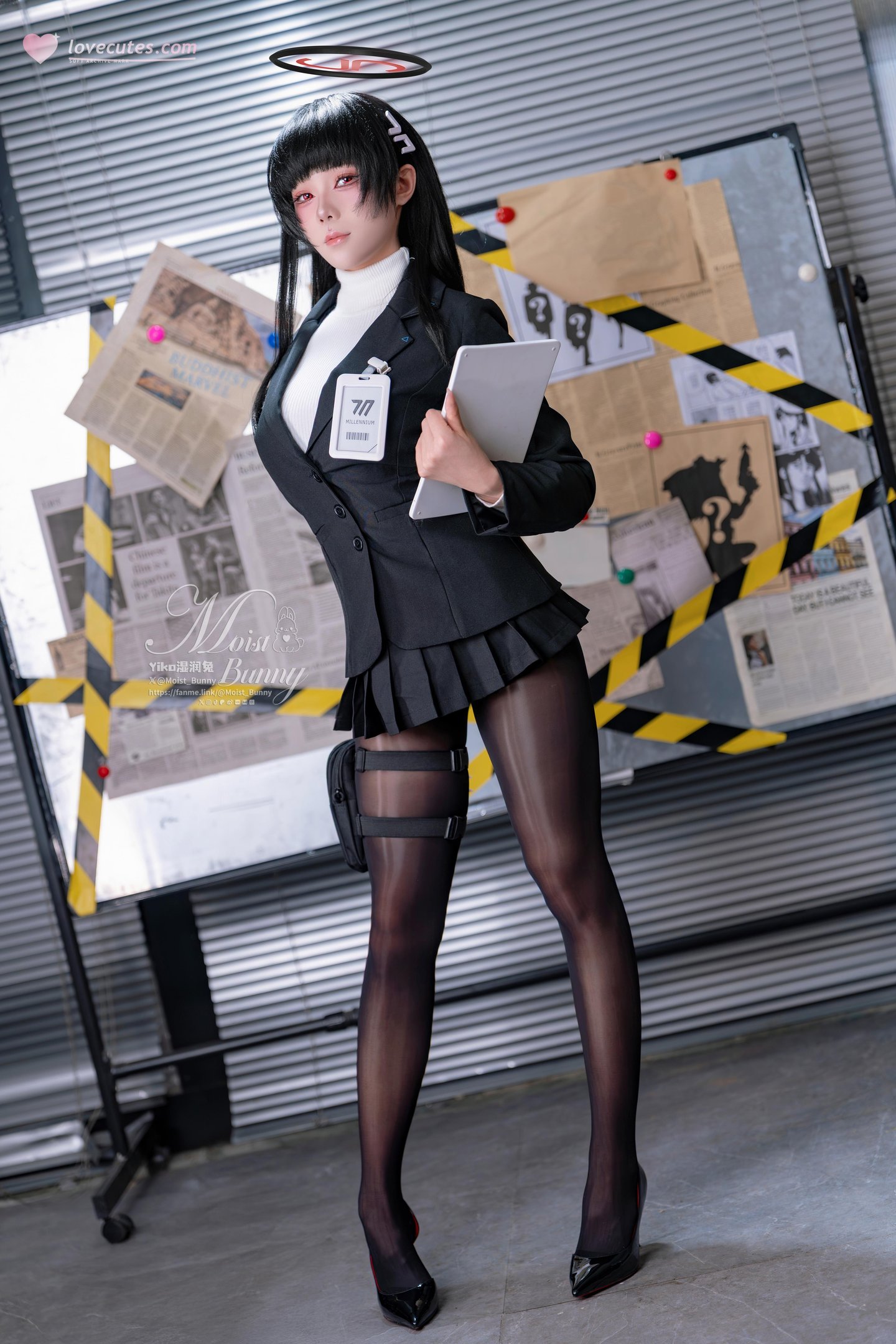 [cosplay] 黏黏团子兔 咬一口兔娘 - 调月莉音：兔娘气质融入角色还原 黑丝高跟造型下的冷艳氛围 94P2V
