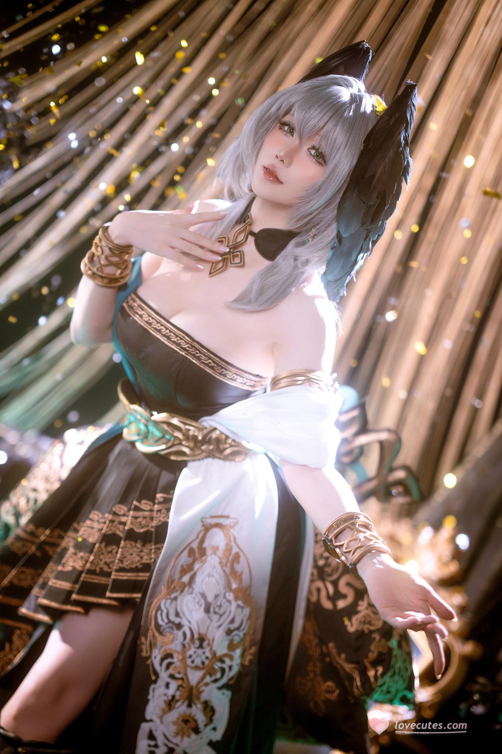 [costume hóa trang] 星之迟迟Hoshilily - 明日方舟 霍尔海雅: Váy đen vàng hở vai, tóc bạc, ngực đẹp và đùi quyến rũ 35P