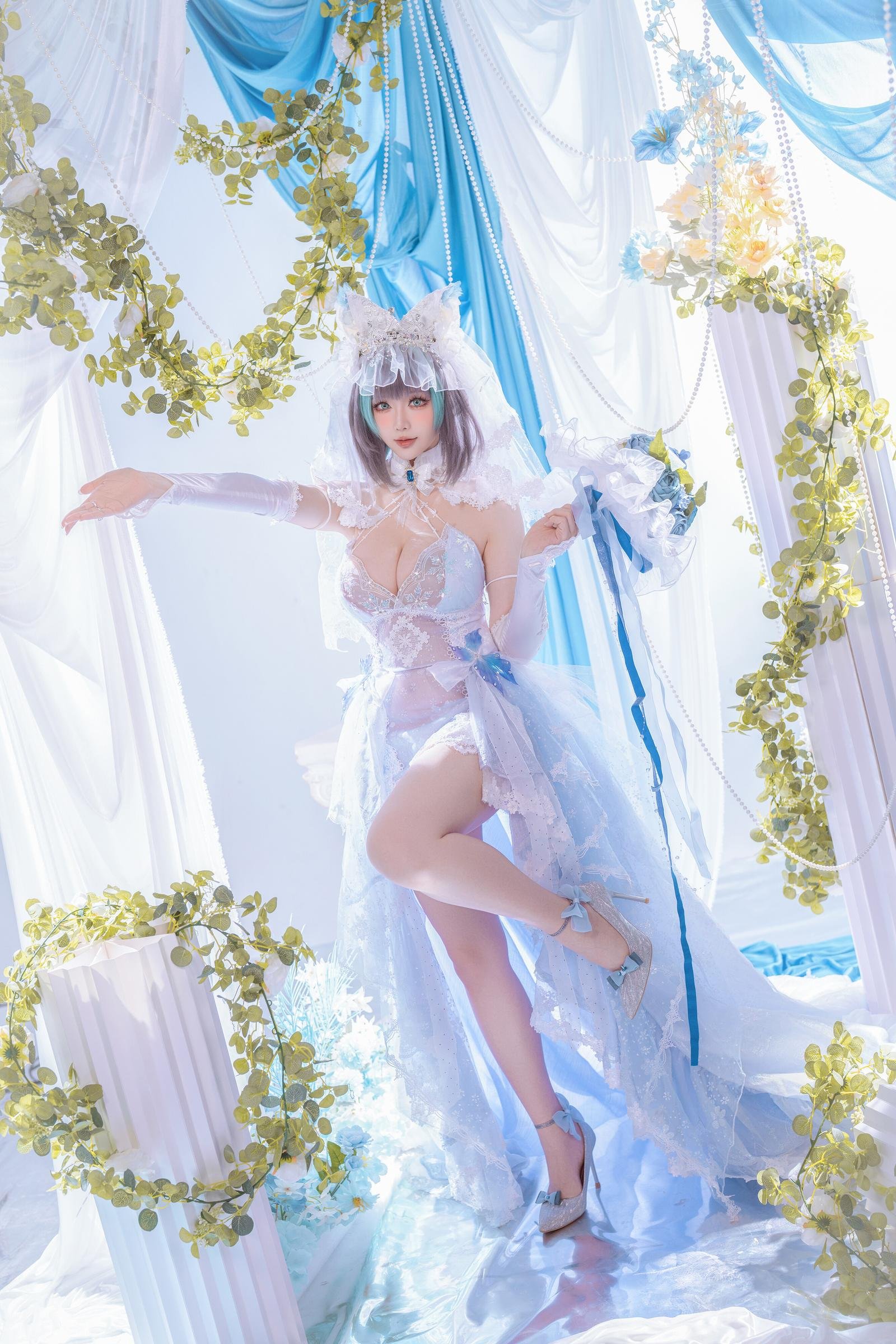 [cosplay] 星之迟迟Hoshilily - 碧蓝航线 柴郡：白蓝礼装与猫耳元素交织 甜美冷艳并存的角色还原 44P
