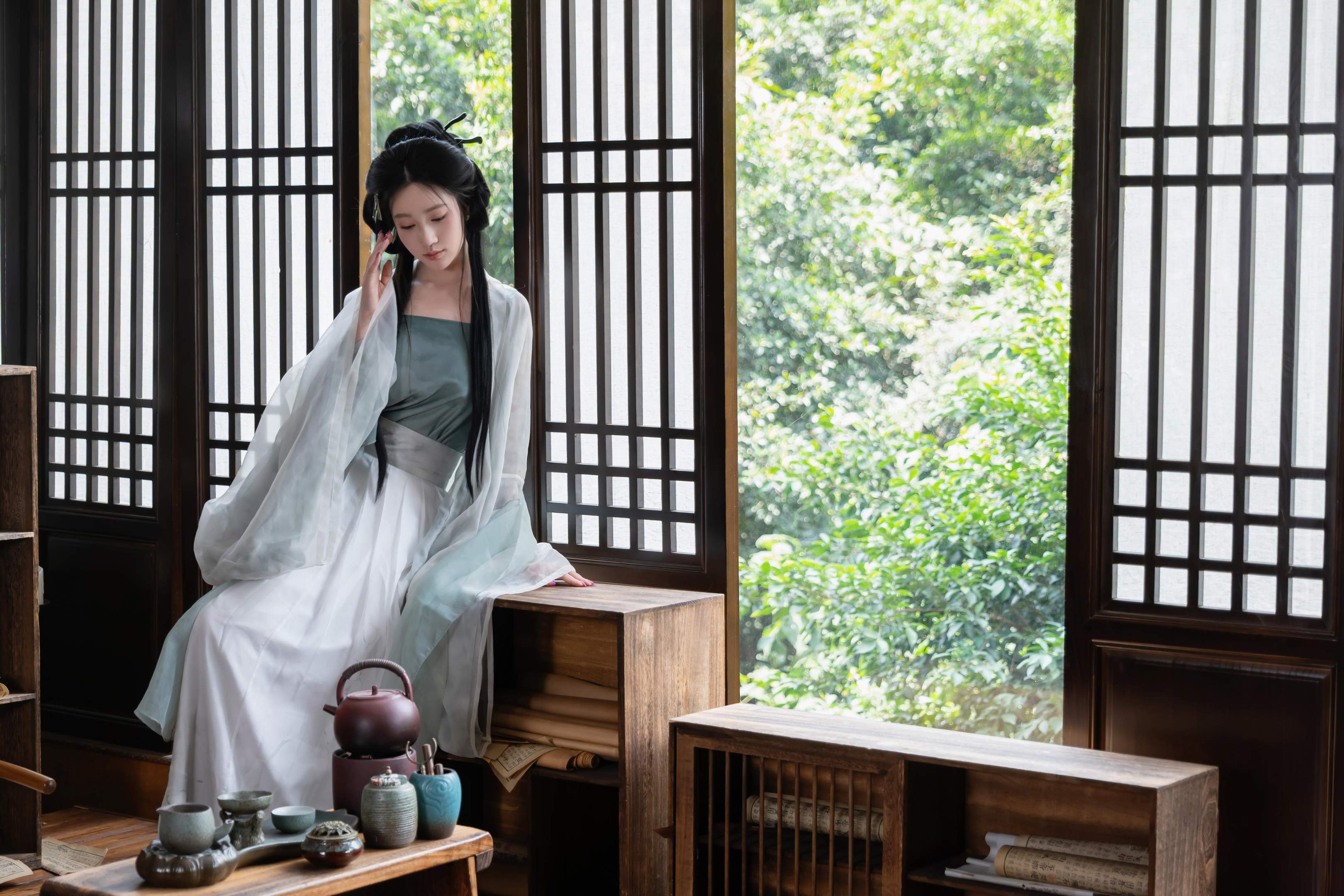 [写真] 年年Nnian - 浣溪沙：轻透薄纱汉服低胸美胸 木窗茶室古风 80P