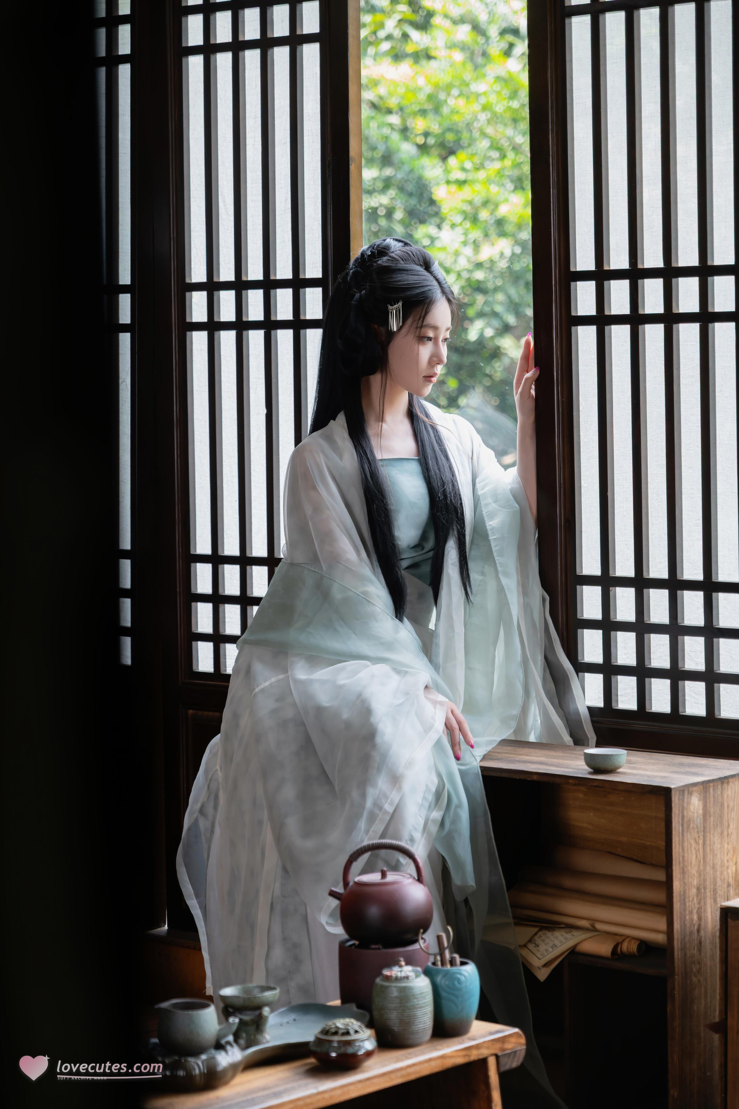 [写真] 年年Nnian - 浣溪沙：轻透薄纱汉服低胸美胸 木窗茶室古风 80P