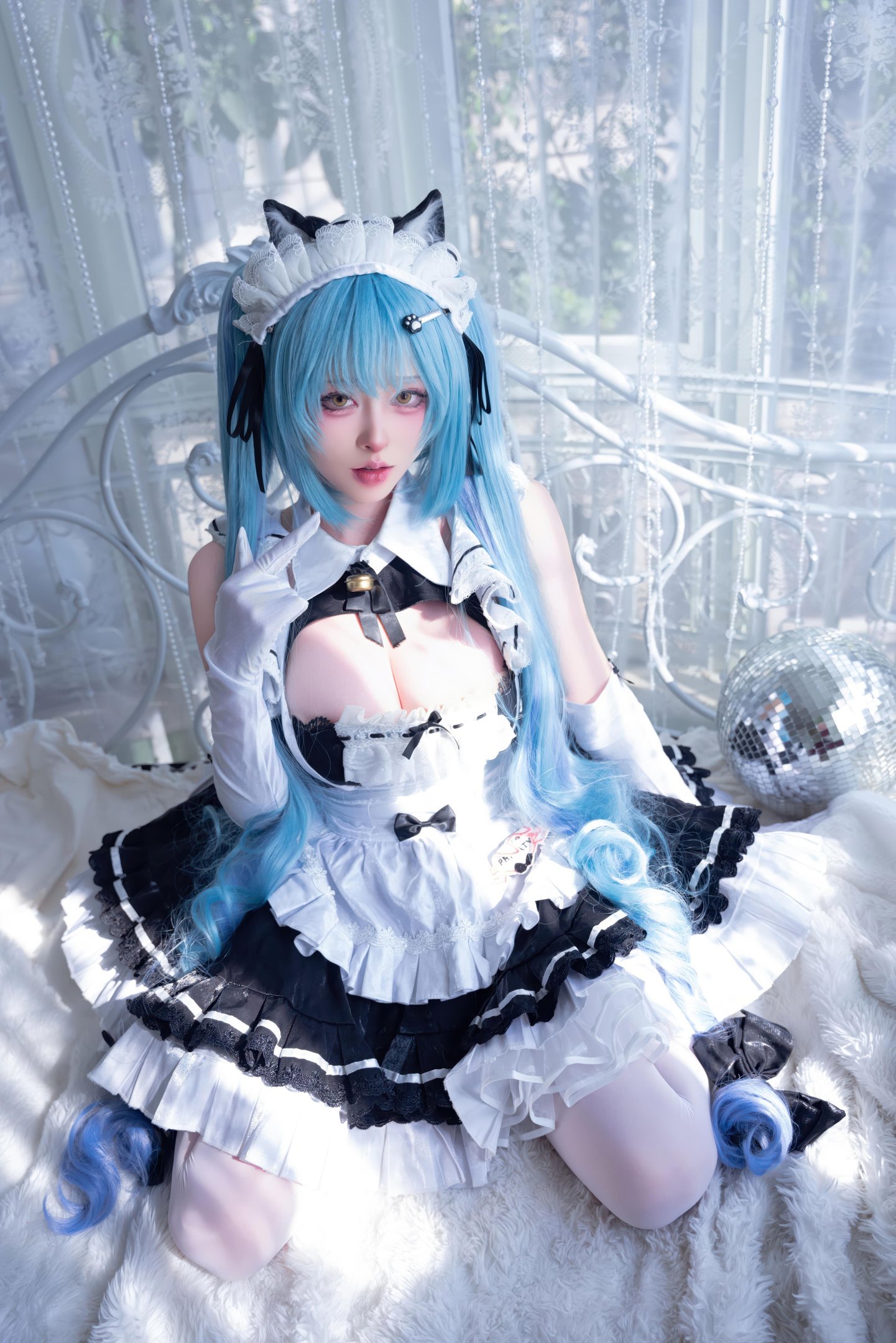 [cosplay] 清水由乃 - Nikke胜利女神 普利瓦蒂：蓝发猫耳女仆 白丝露点还原 85P1V