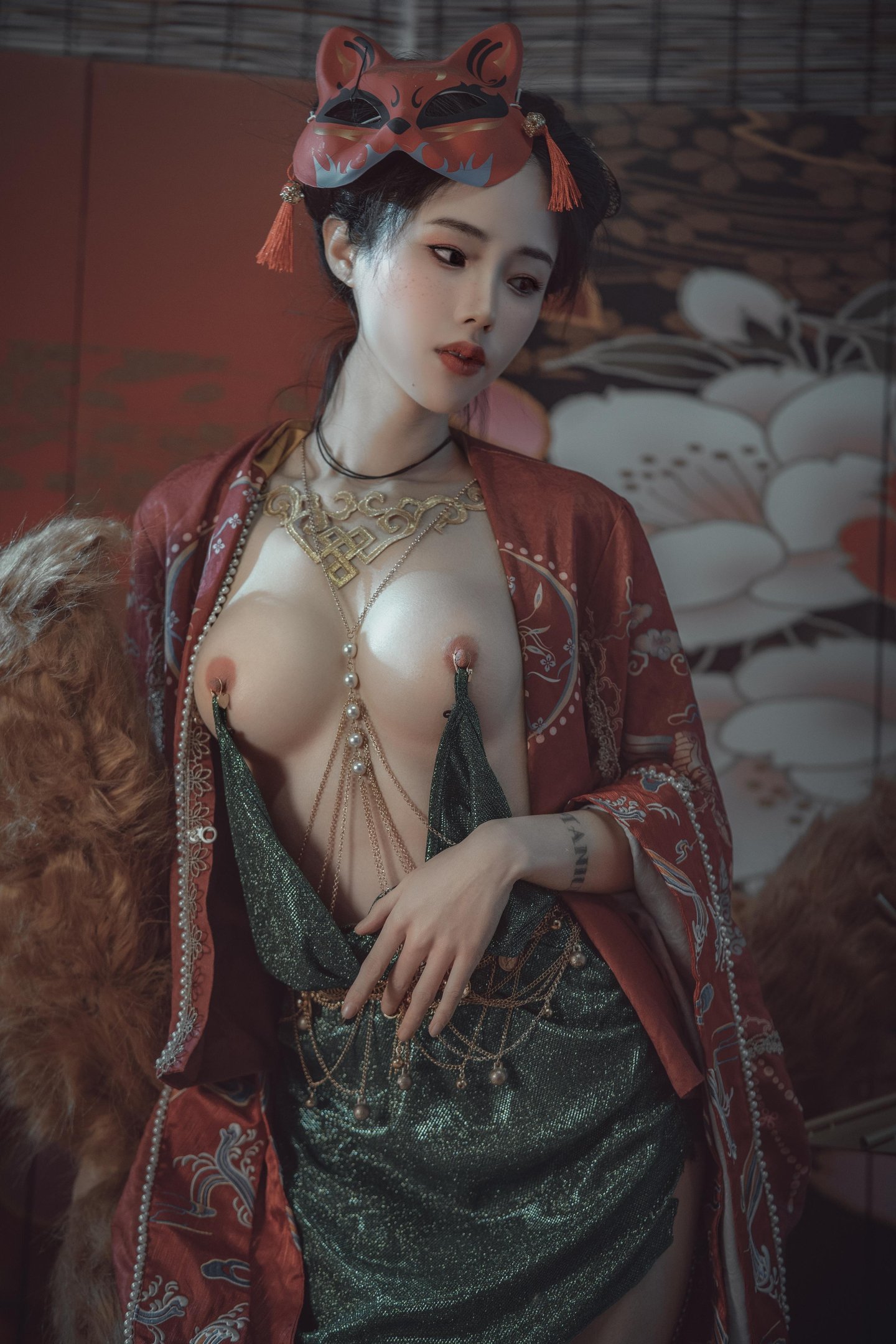 [写真] 钛合金TiTi - 青丘赤狐：古风狐系露肩低胸 美腿美胸 64P