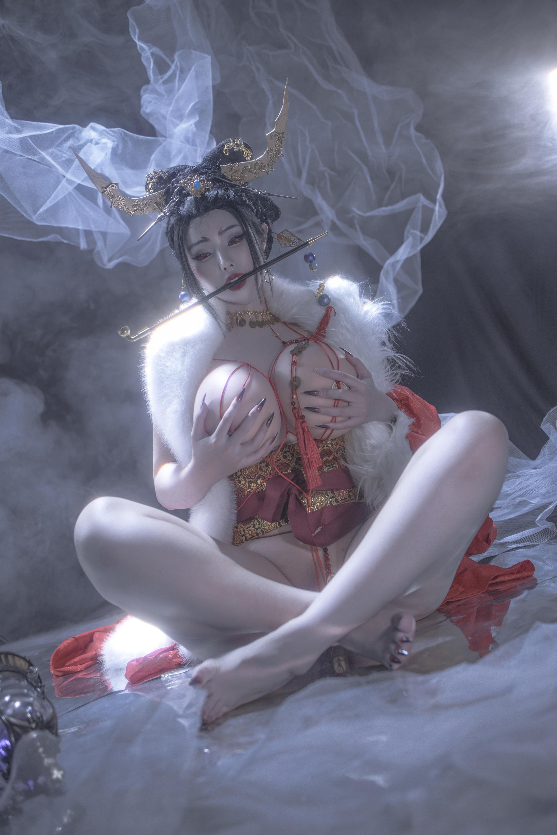 [私房] titi - 无常狐：红衣狐妖巨乳露穴 东方大尺度 90P
