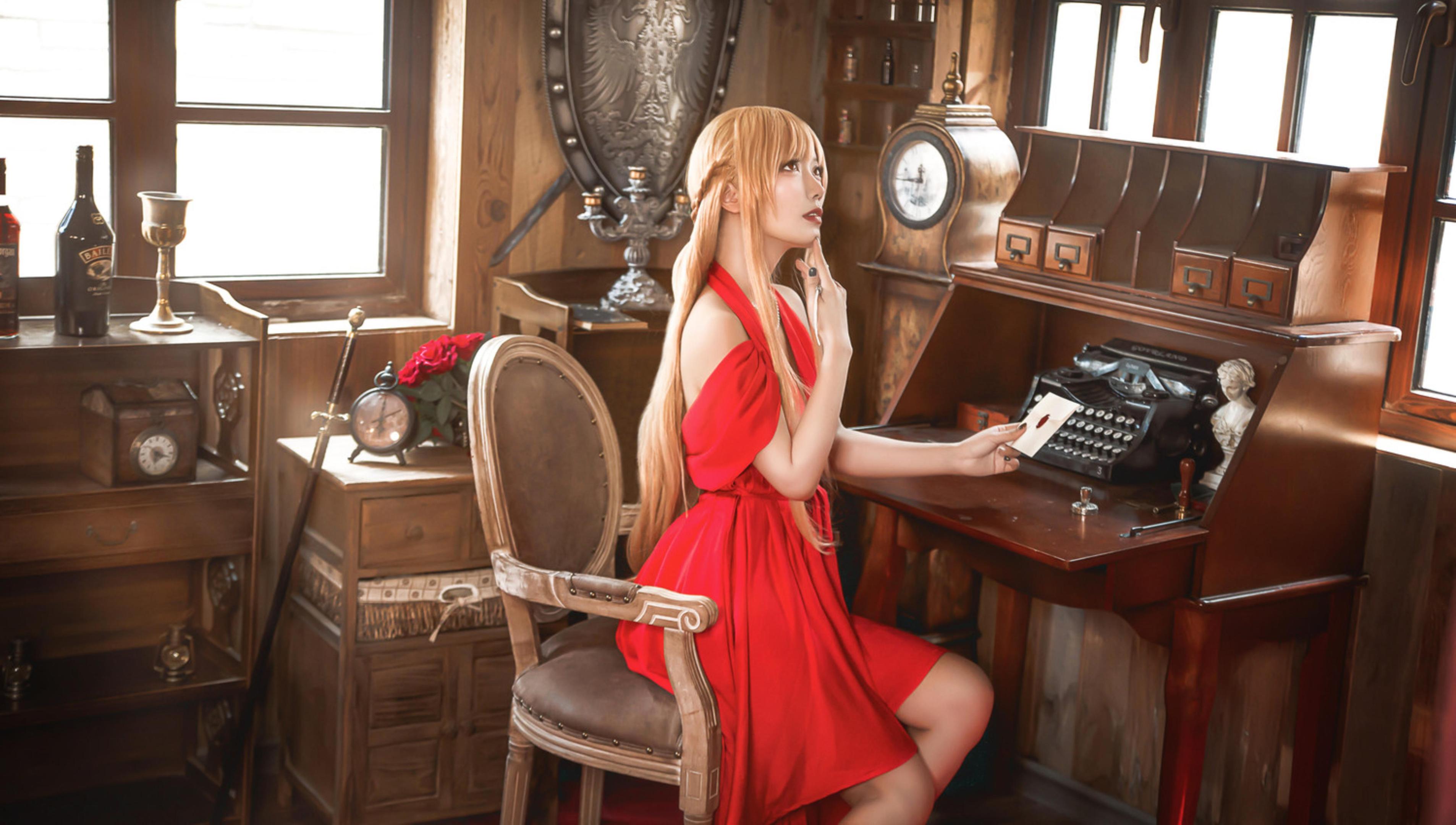 [cosplay] 切切celia - 刀剑神域 亚丝娜 礼服：红裙长发美腿 优雅还原 28P