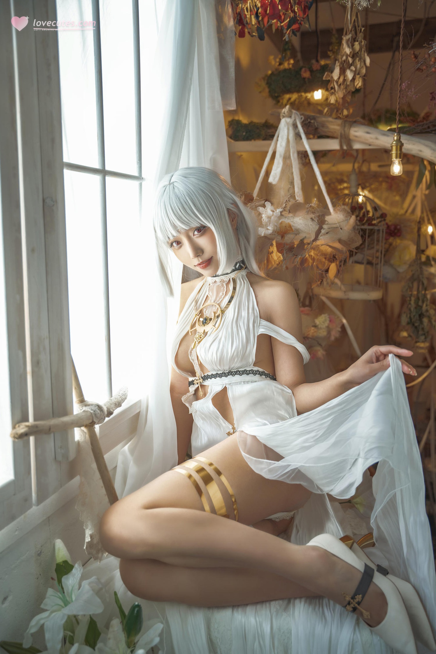 [cosplay] 切切celia - 碧蓝航线 马萨诸塞 盛宴的准备：白发礼裙开衩美腿 优雅还原 23P