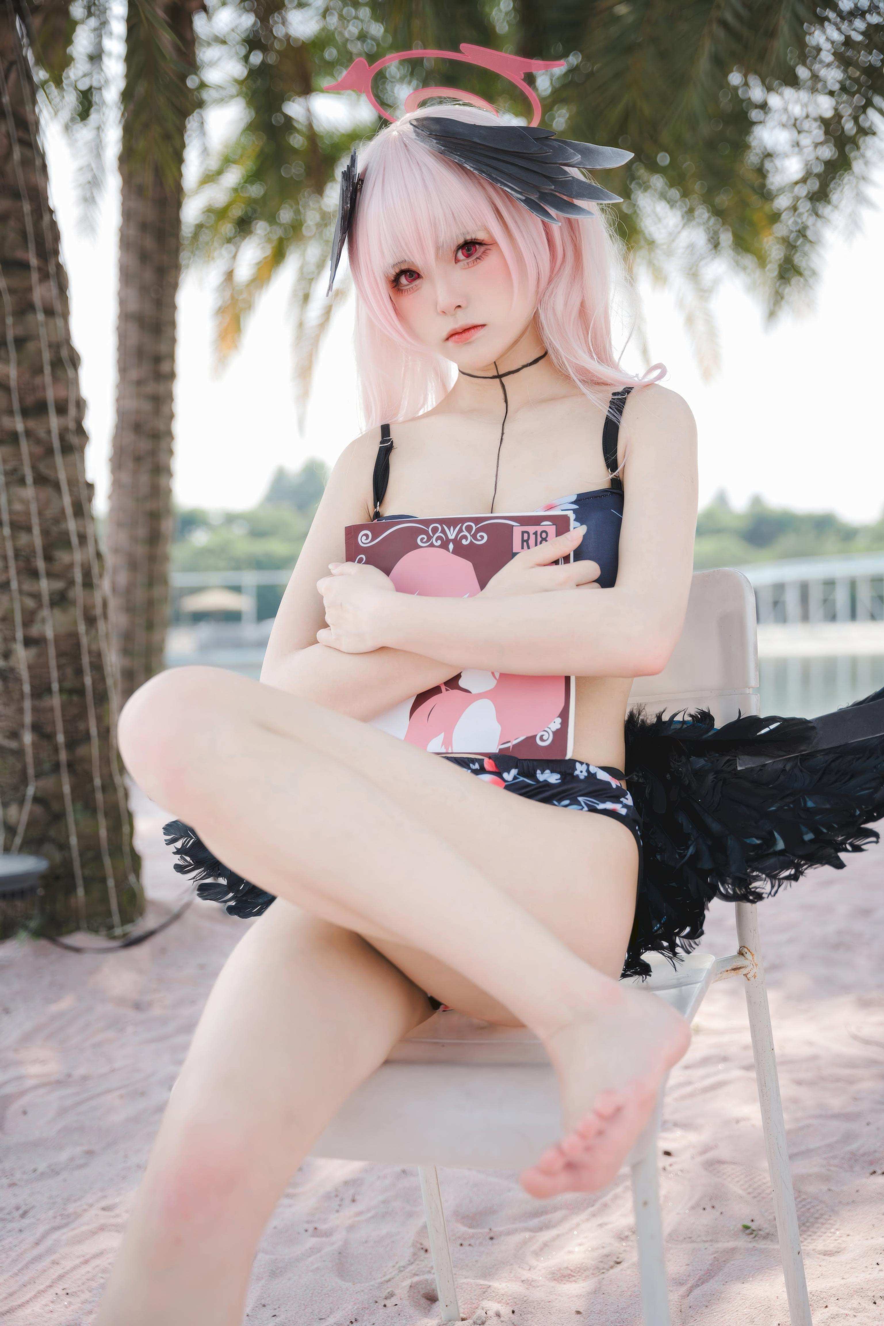 [cosplay] 九柒喵 - 碧蓝航线 小春泳装：海边黑色泳装角色还原 27P