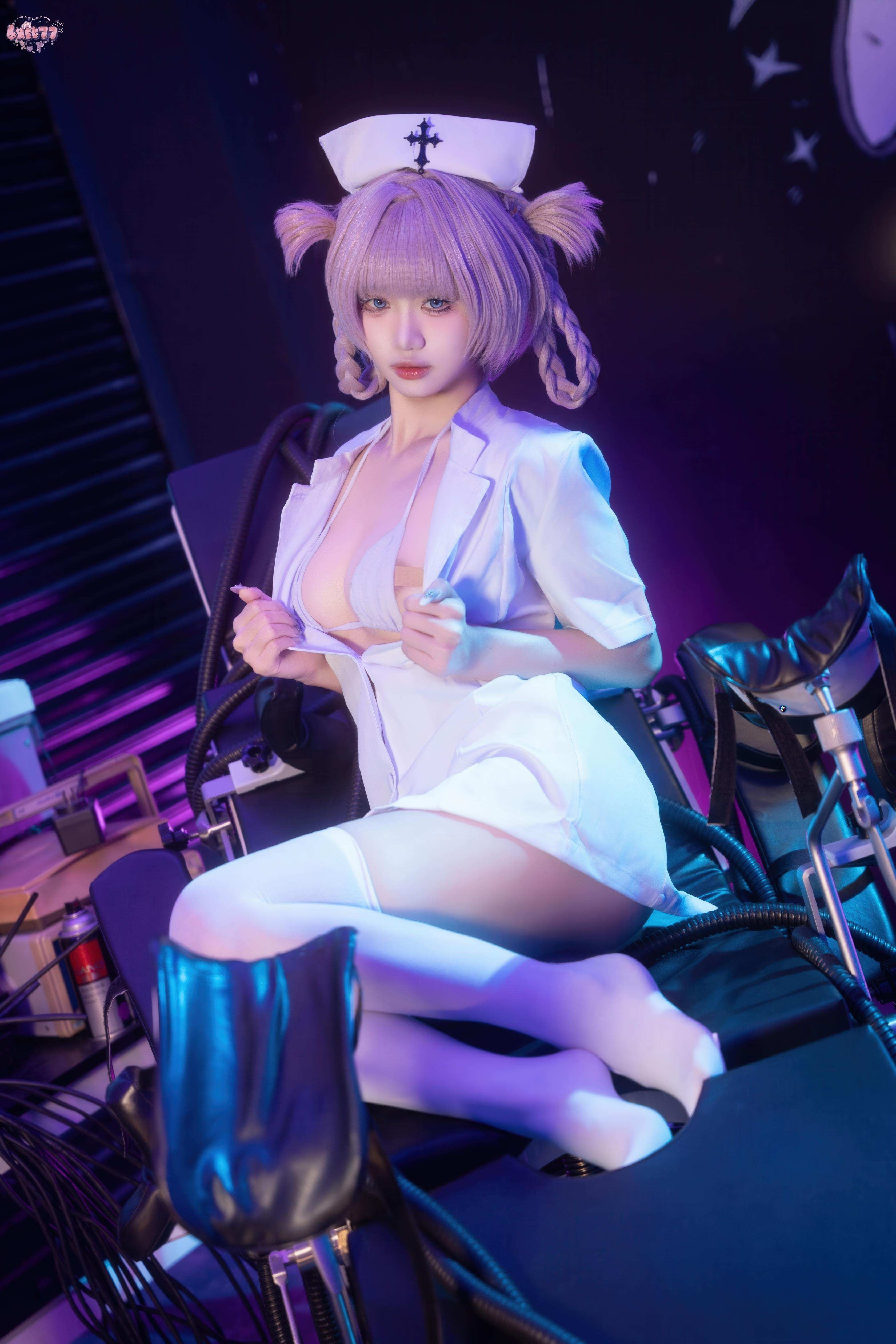[cosplay] 柒柒要乖哦 - 彻夜之歌 小荠：护士服白丝美腿 巨乳还原 100P