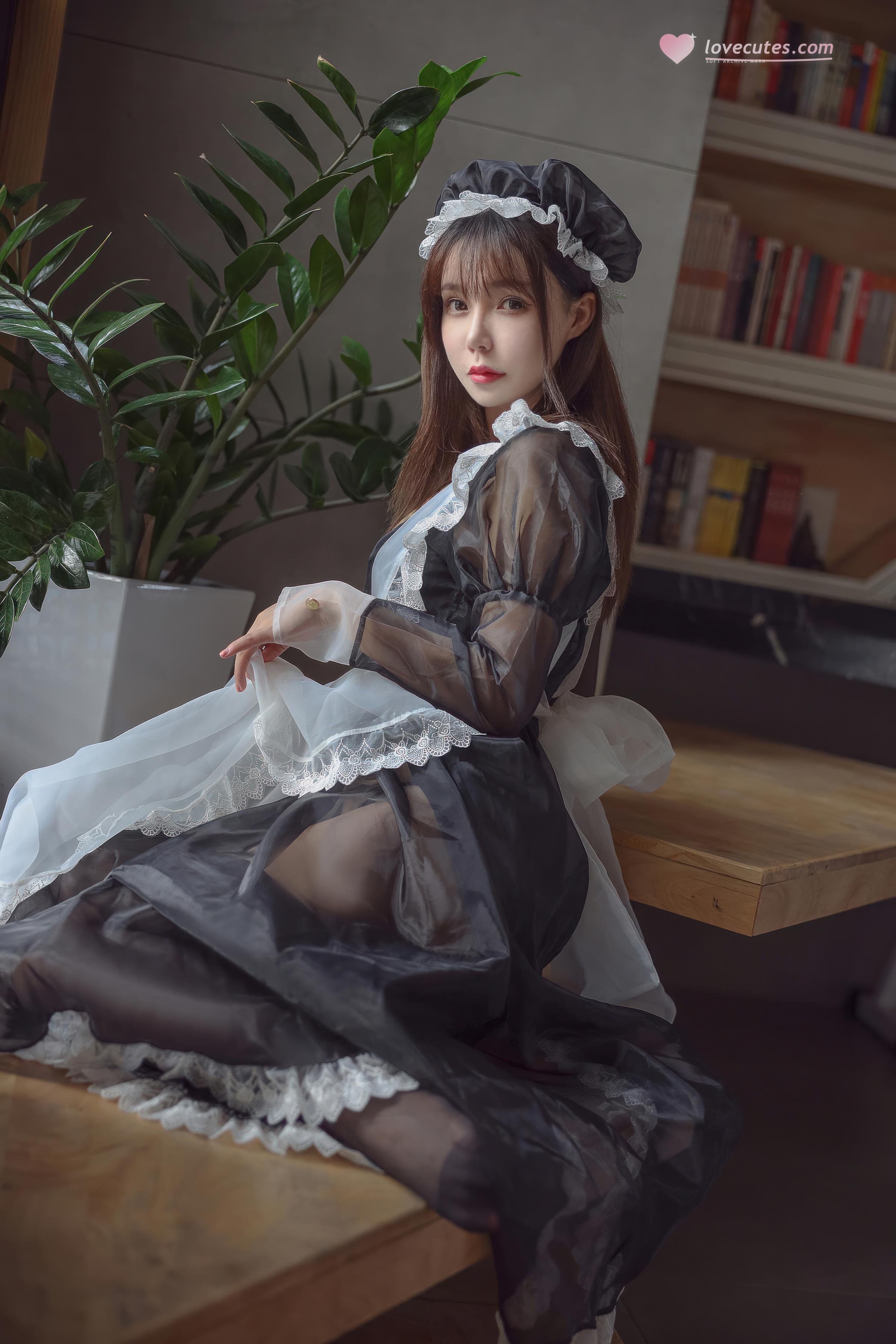 [私房] 亚马逊鲶鱼 - 黑色透明女仆：黑纱女仆黑丝美腿 室内私房 33P