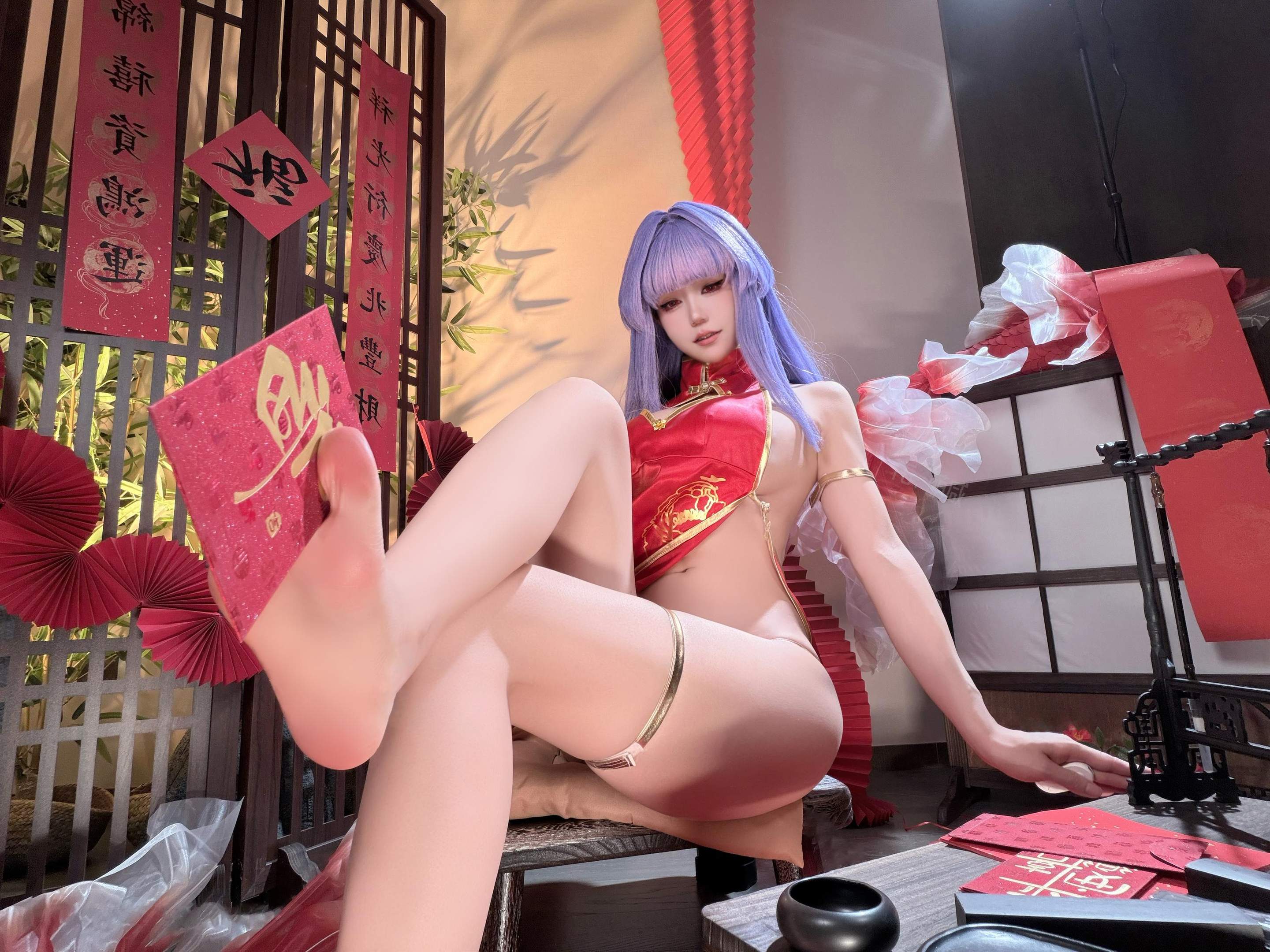 [私房] 小仓千代w - 萌姬2：紫发旗袍高衩 翘臀美腿私房 29P