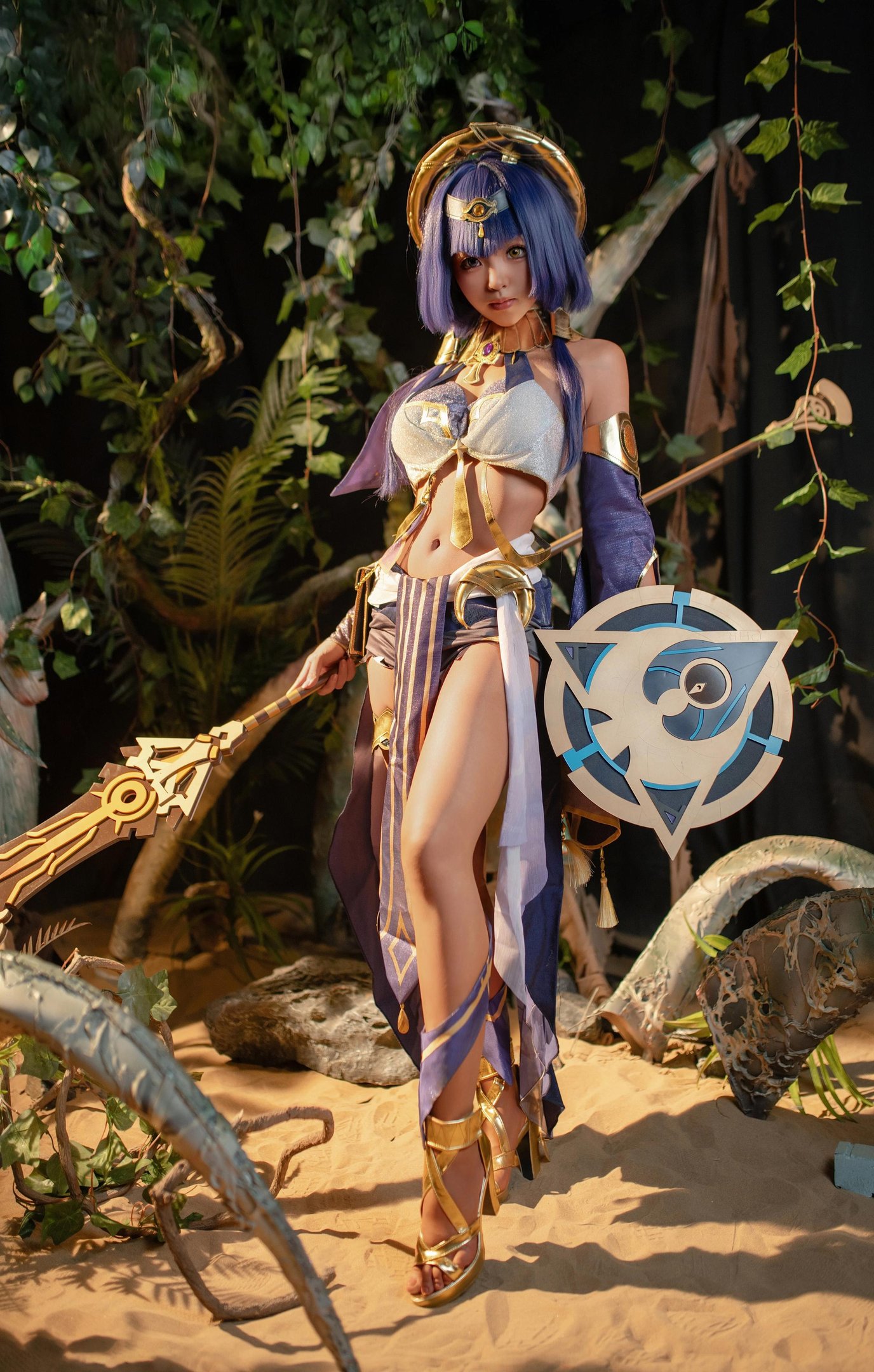 [cosplay] Bangni邦尼 - 原神 坎蒂丝：沙地金饰高跟 露臀大尺度还原 70P