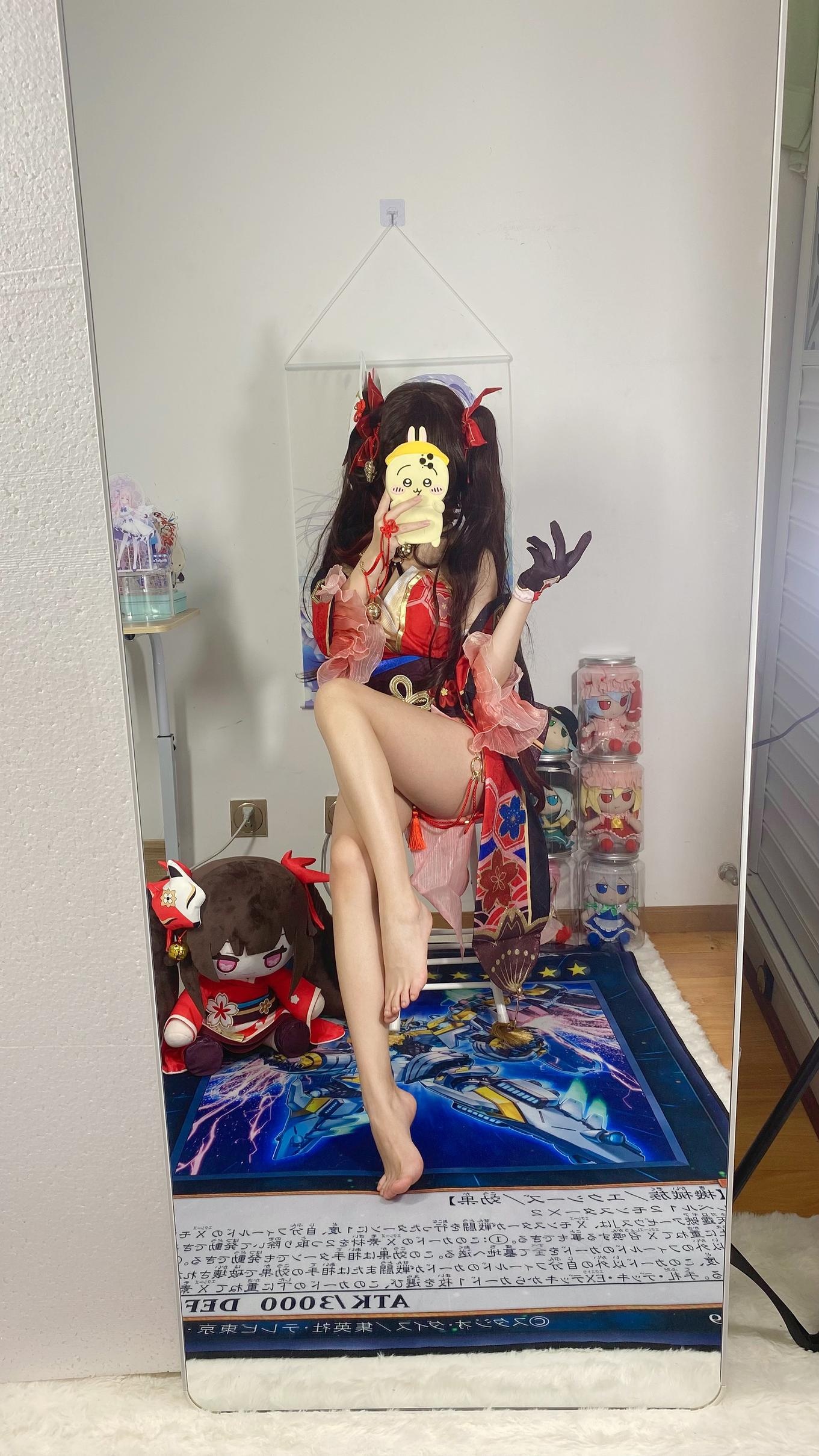 [cosplay] 白栎Shirly - 崩坏星穹铁道 花火：黑白丝袜美腿足控还原 53P3V