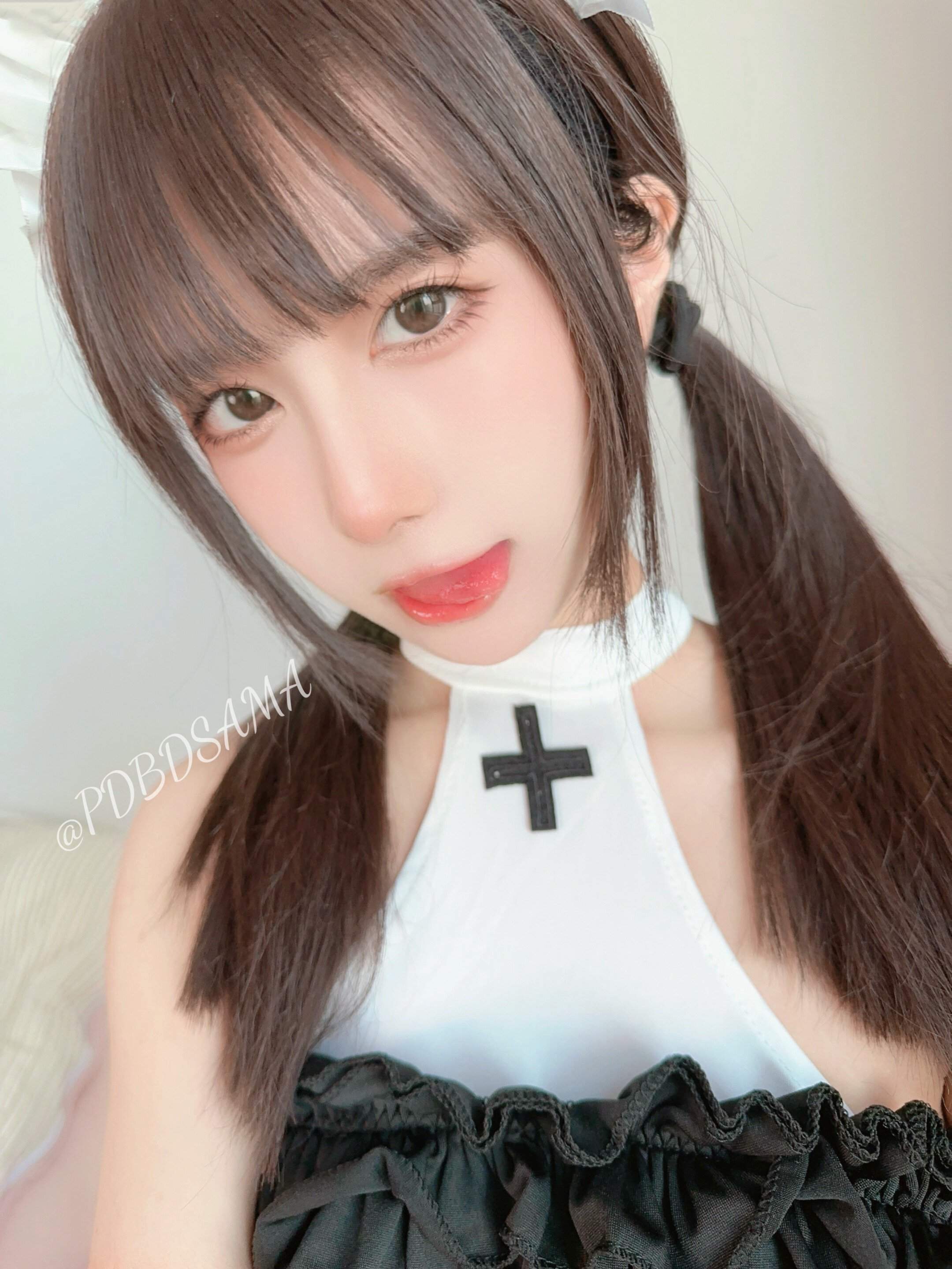 [私房] 布丁大法 - 盒装巧克力：兔女郎黑丝美臀大尺度私房 97P6V