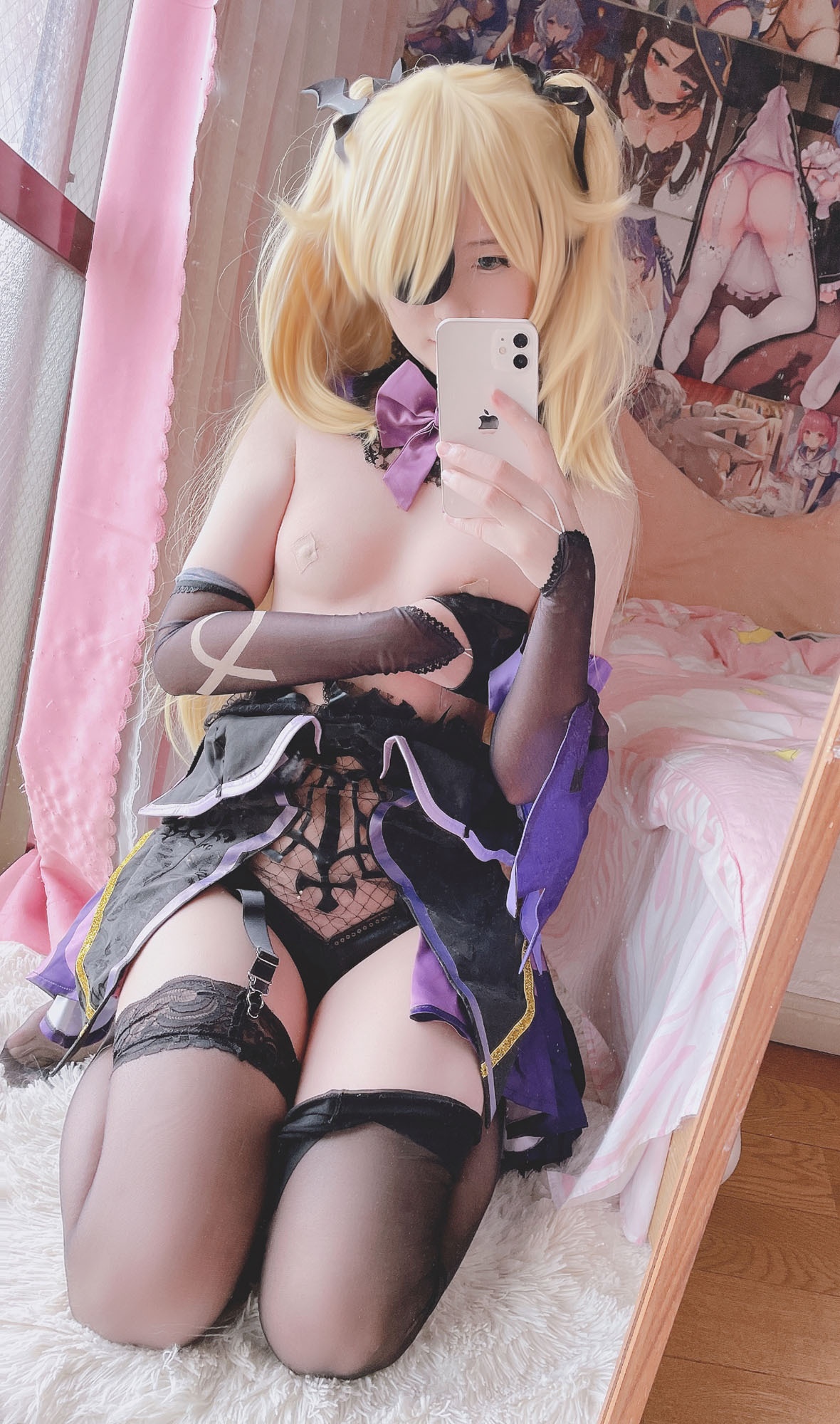 [cosplay] 习呆呆 - 原神 菲谢尔：黑丝露点全裸大尺度还原 28P2V
