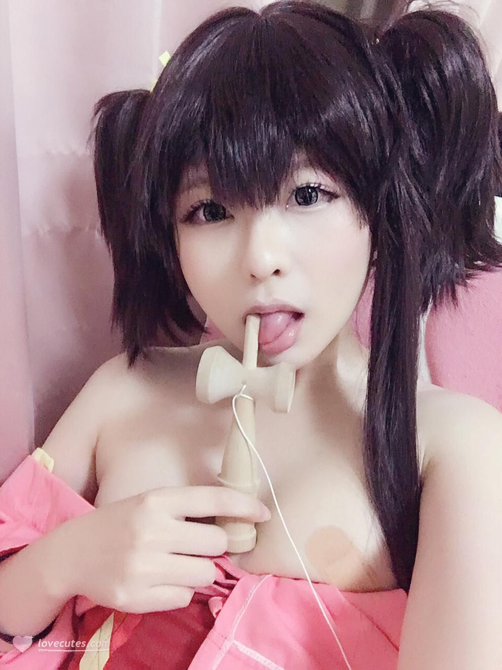 [cosplay] 习呆呆 - 甲铁城的卡巴内瑞 无名：粉衣露点美腿大尺度还原 36P3V