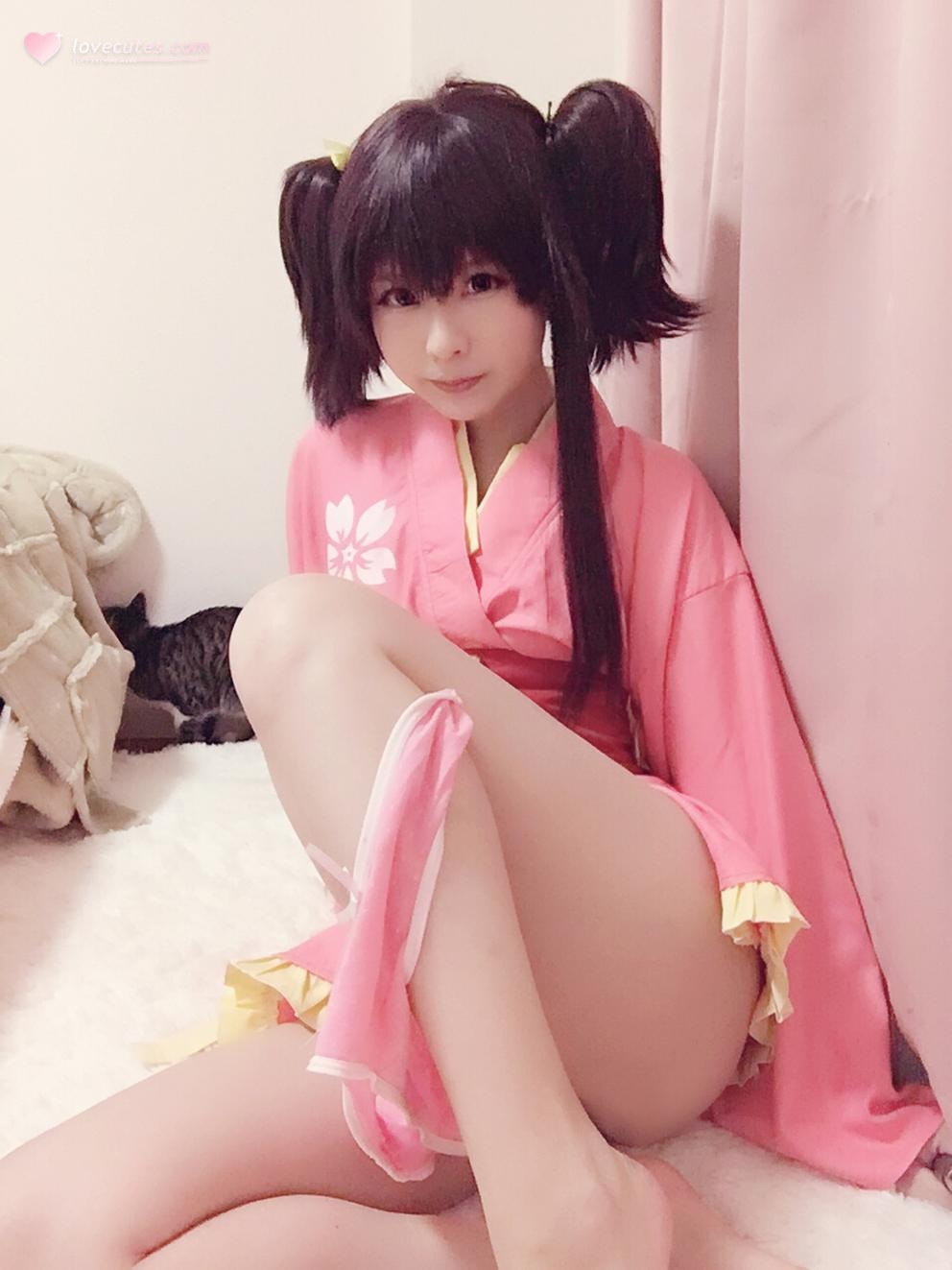 [cosplay] 习呆呆 - 甲铁城的卡巴内瑞 无名：粉衣露点美腿大尺度还原 36P3V