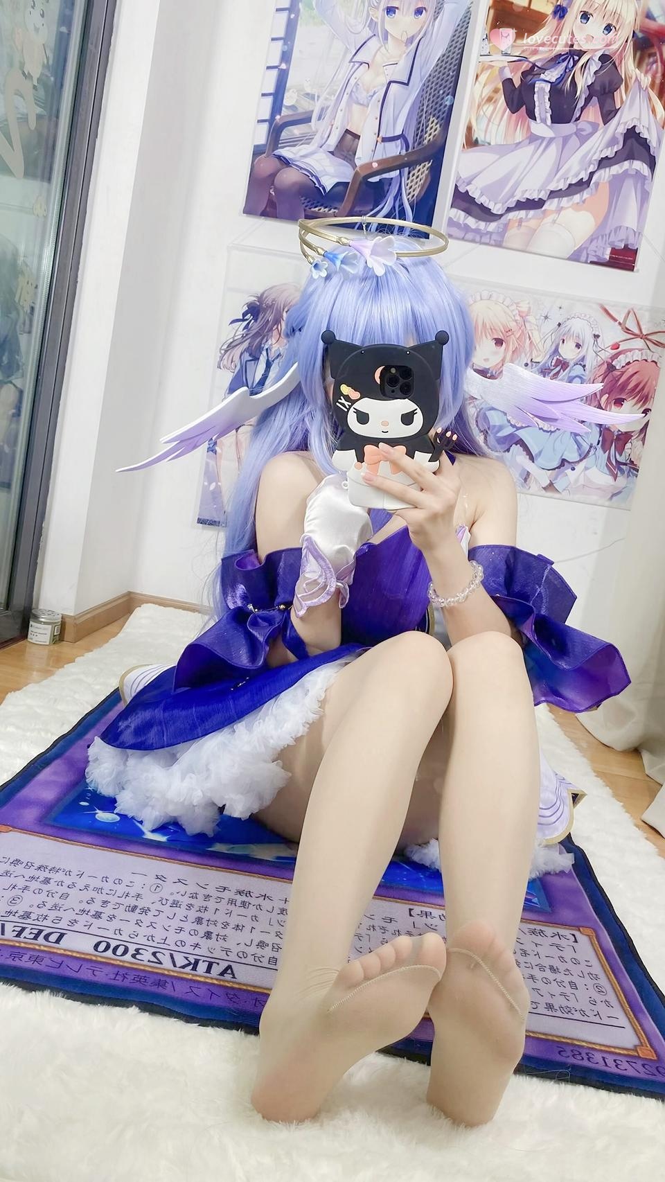 [cosplay] 白栎Shirly - 崩坏星穹铁道 知更鸟：紫白礼裙美腿自拍还原 40P6V