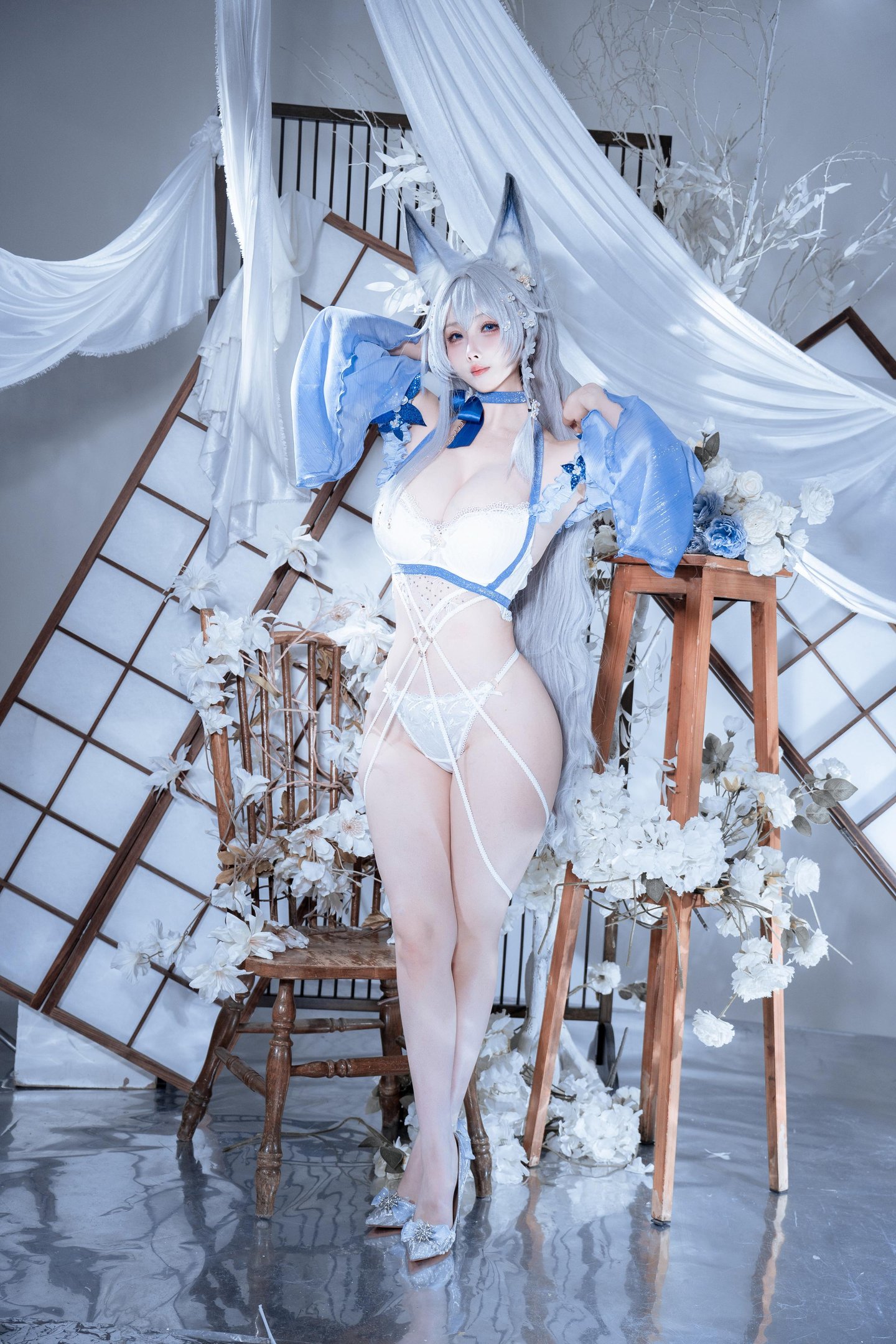 【コスプレ】rioko凉凉子 - 信浓水夏：青白い狐耳と美胸美腿の再現 37P