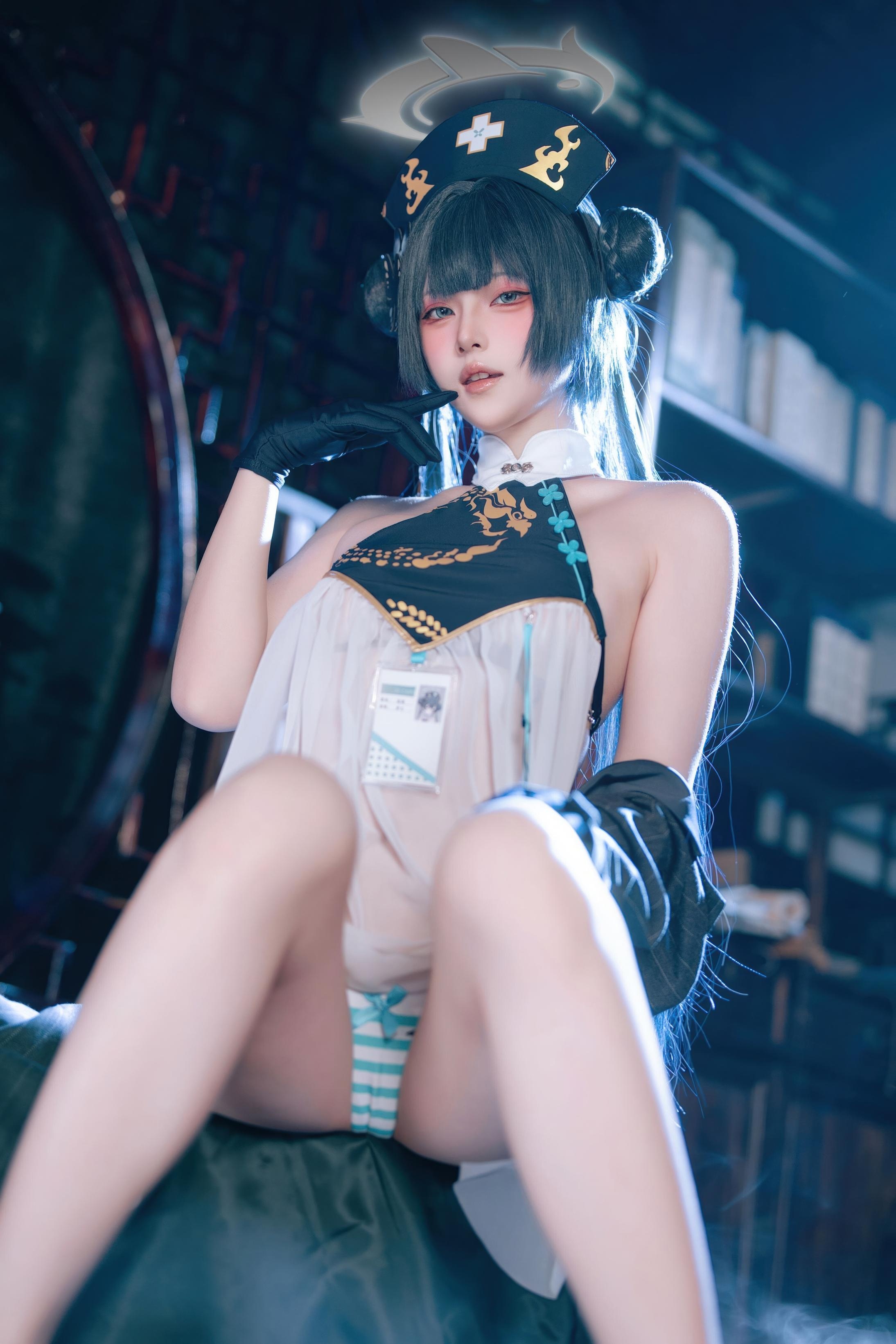 [Cosplay] Yu Fish - Blue Archive Himezaki Doujin Nurse: Stunning Nurse Outfit with Beautiful Legs and Curvy Hips 65P