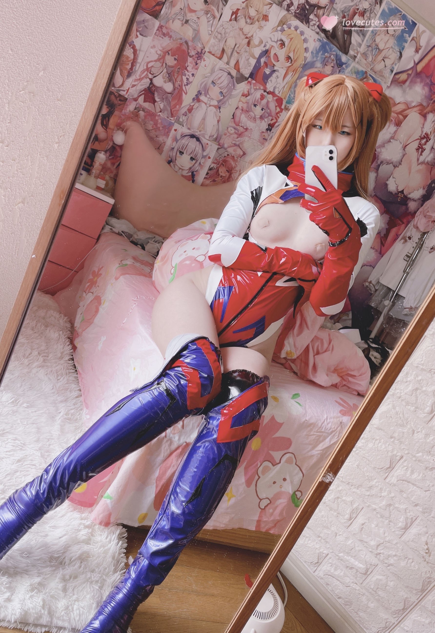 [cosplay] 习呆呆 - EVA 明日香战斗服：紧身战衣巨乳大尺度还原 16P1V