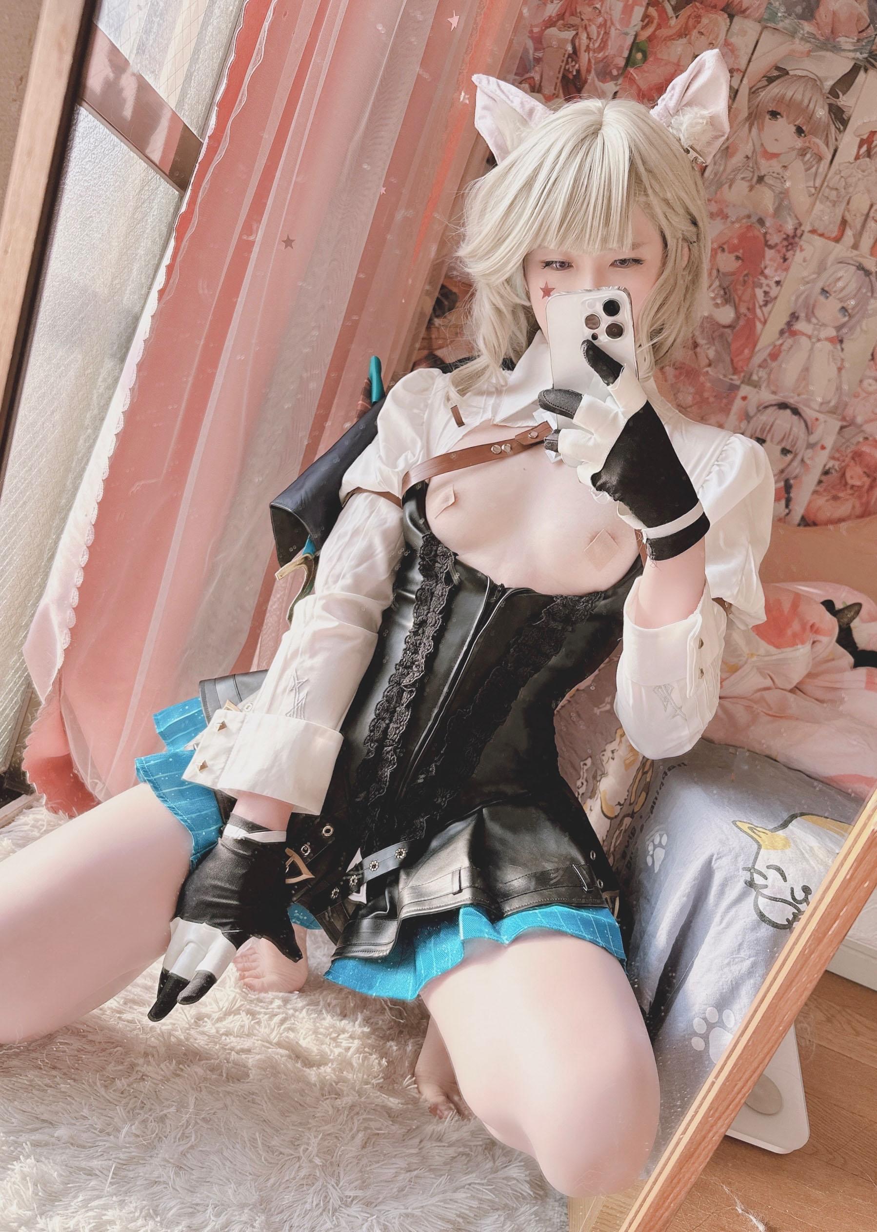 [cosplay] 习呆呆 - 原神 琳妮特：黑丝猫耳露点大尺度还原 22P2V