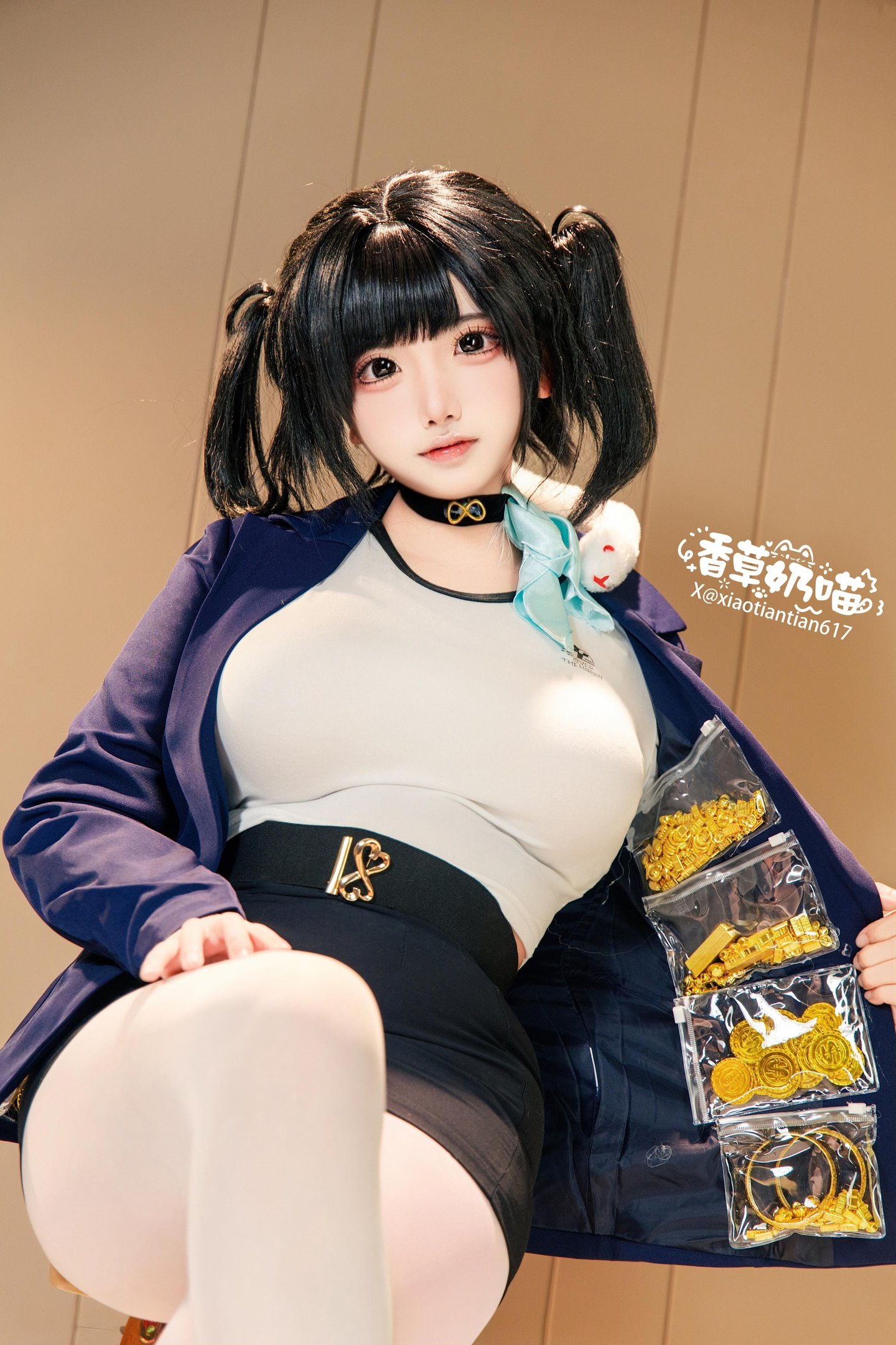 [cosplay] 바닐라 나비묘 - 승리의 여신 니케 소라: 흑청 재킷 흰 스타킹 거유 재현 136P22V