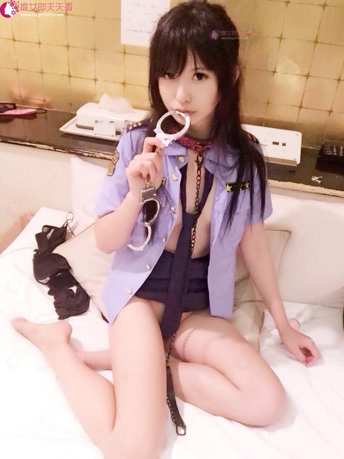 [私房] 习呆呆 - 女警主题：黑丝制服美腿情趣私拍 30P3V