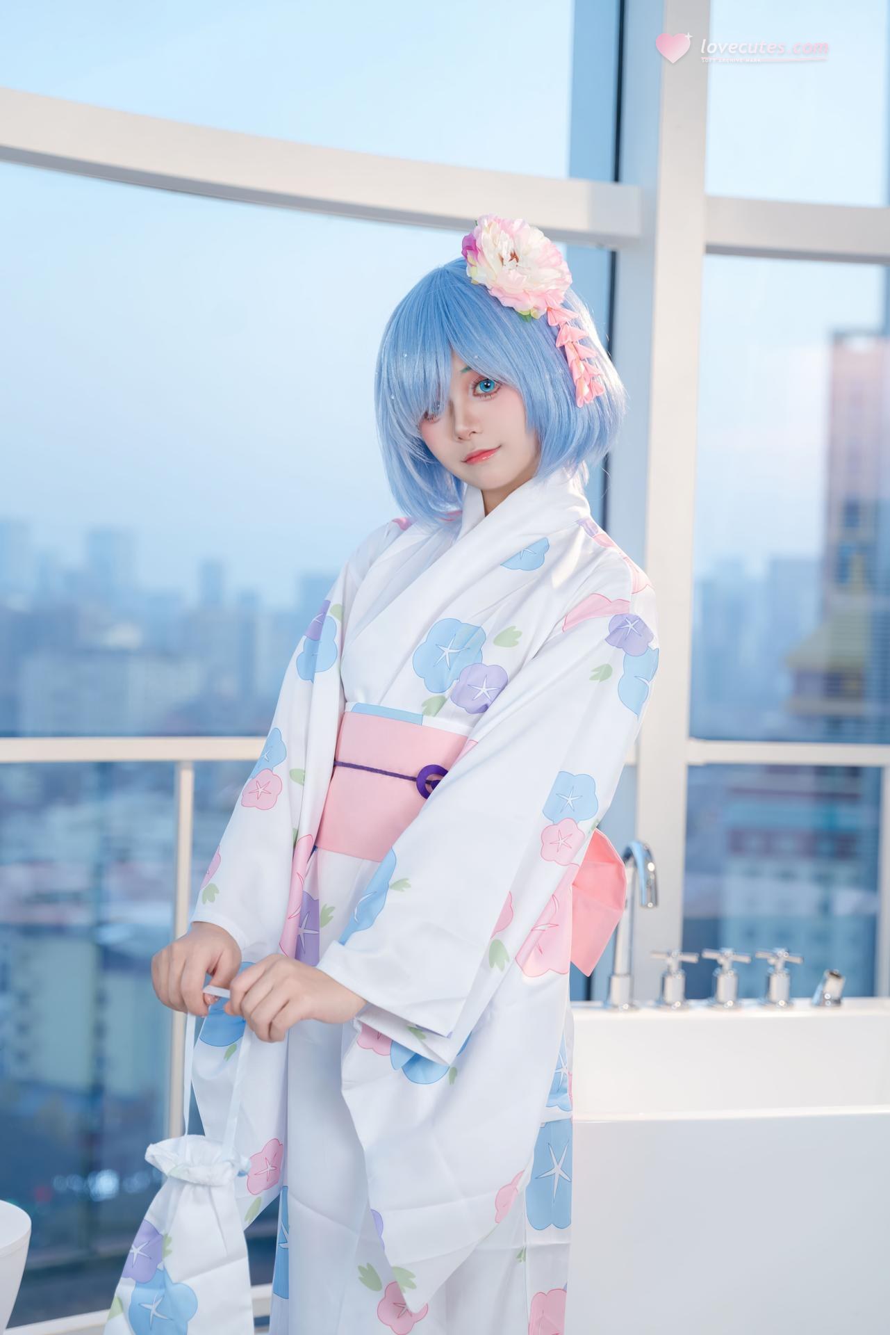 [cosplay] 小羊不吃草 - Re:从零开始的异世界生活 雷姆和服：蓝发和服浴室大尺度 48P