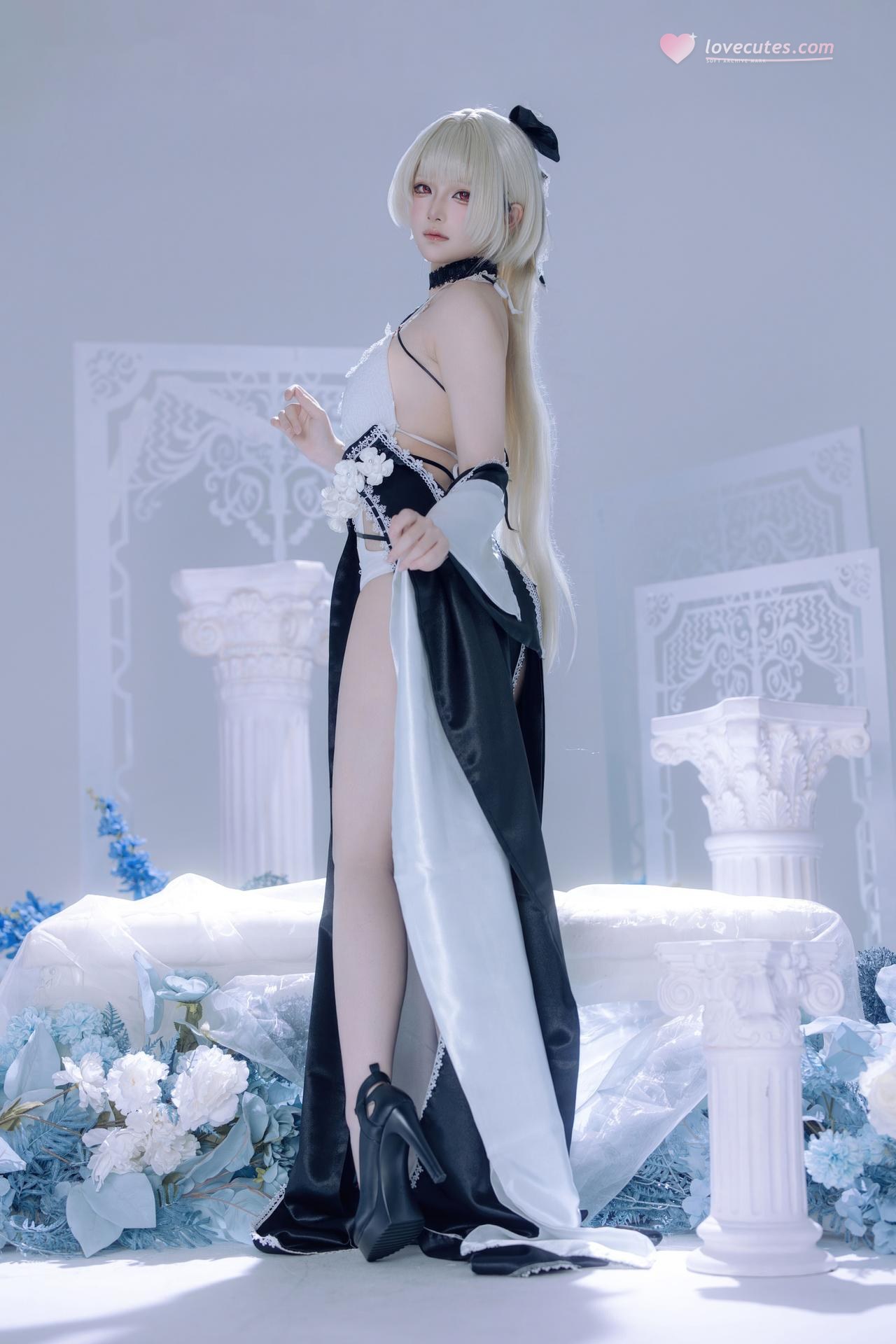 [cosplay] 屿鱼 - アズールレーン フォーミダブル 同人ドレス：黒白ドレス 白ストッキング 美脚 アイスブルー背景 63P