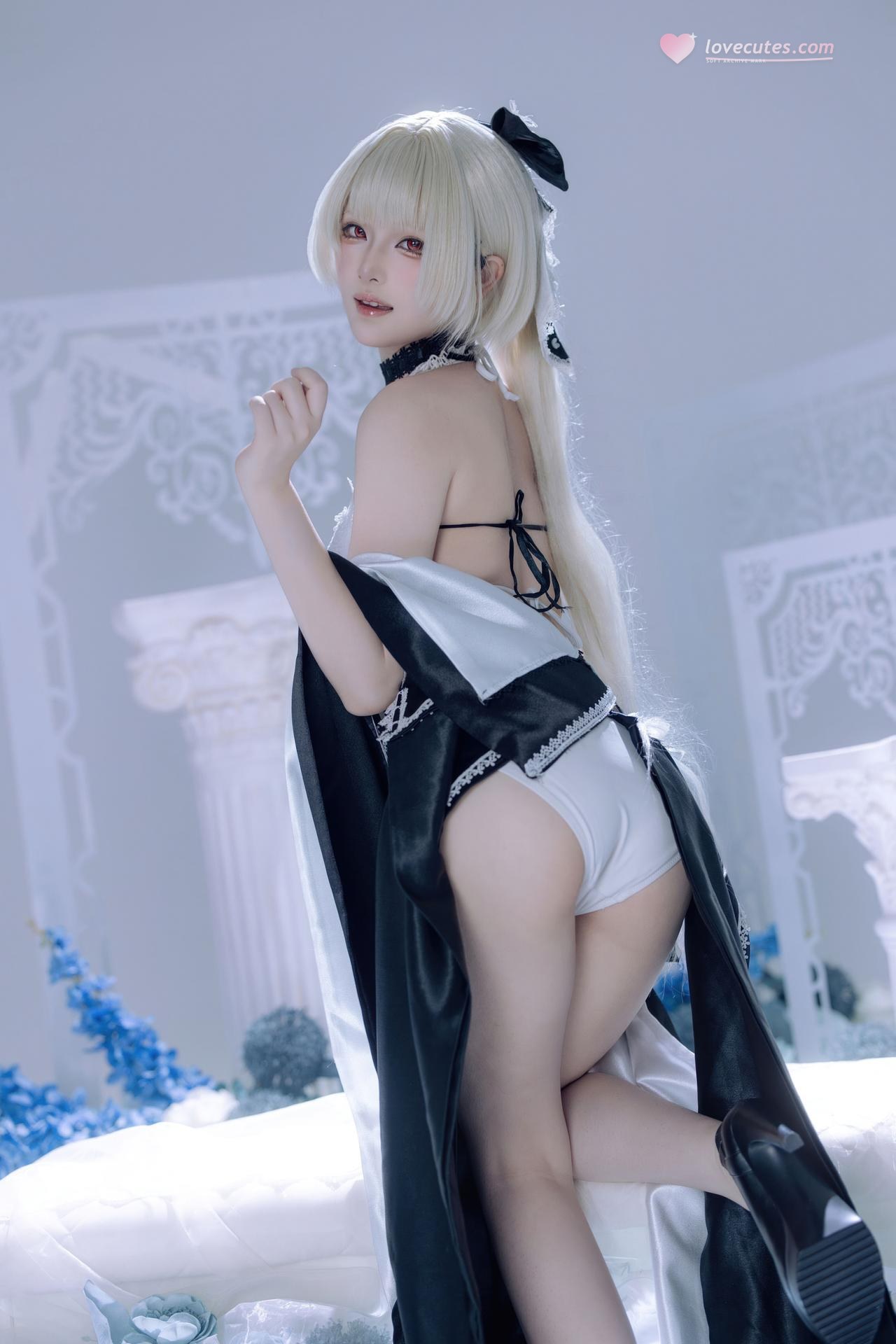 [cosplay] 屿鱼 - アズールレーン フォーミダブル 同人ドレス：黒白ドレス 白ストッキング 美脚 アイスブルー背景 63P